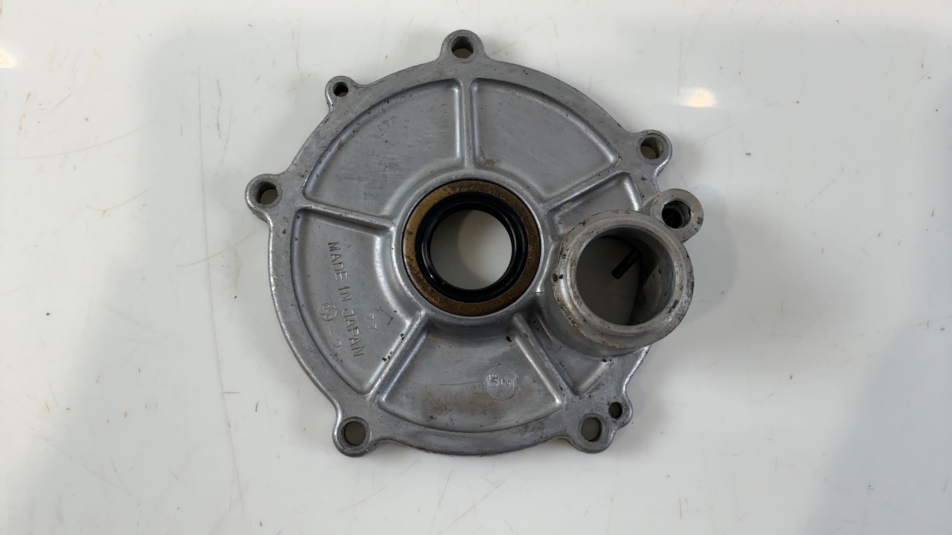 Kawasaki KE100 KE 100 100cc Engine Rotary Disc Valve Cover 1976-01 OEM 14019-056 - Image 2