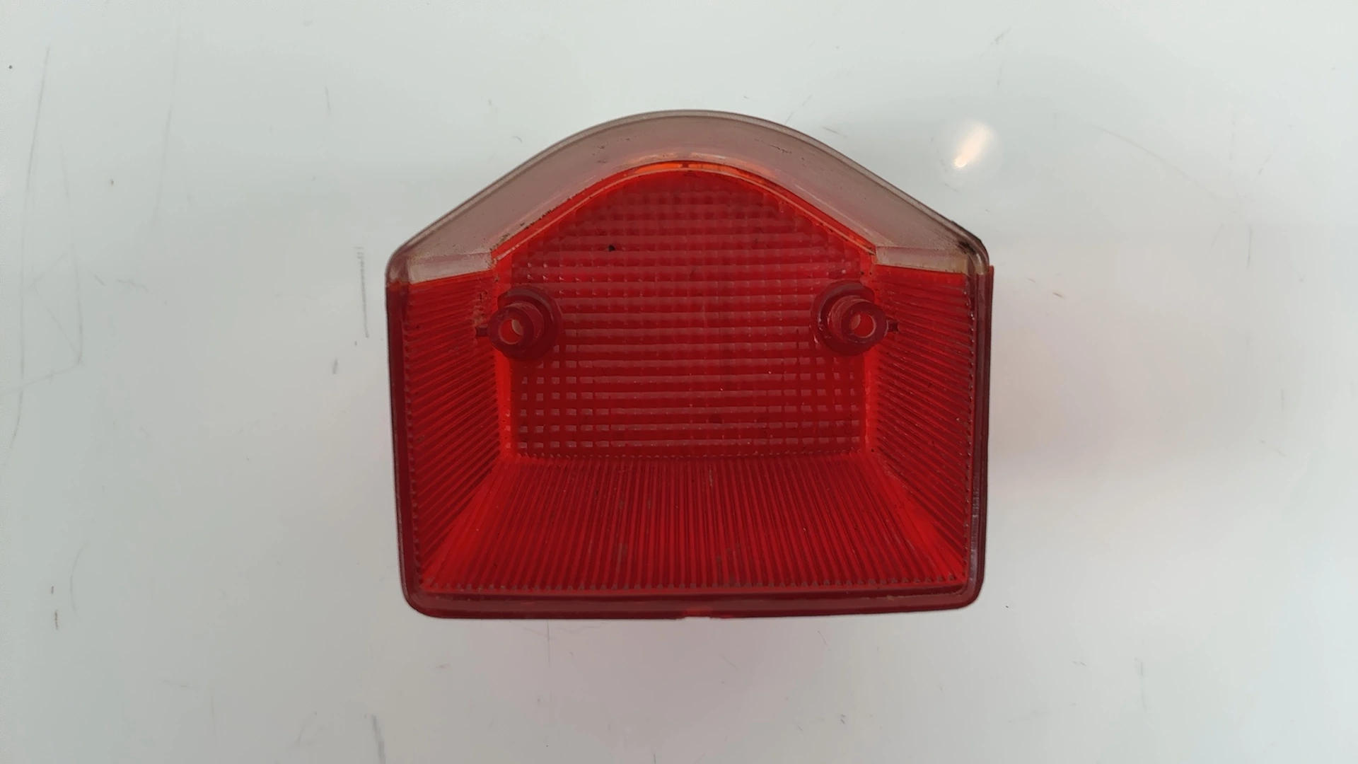 Yamaha DT125LC Mk1 125cc Tail Light Lens 1982-1984 OEM 10V-84521-00 - Image 4