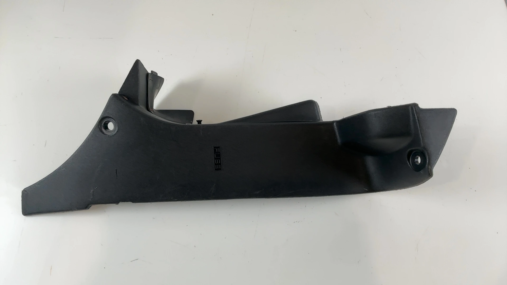 Honda CBR900RR SC33 900cc Right Inner Fairing Panel 1996 1997 OEM 64590-MAE-000 - Image 2