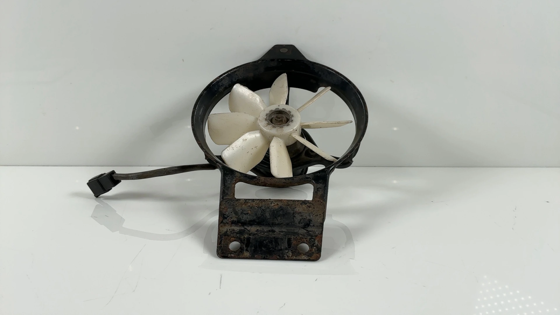 Kawasaki ZZR250 EX250H 250 Radiator Cooling Fan 1990-2007 OEM 59502-1066 - Image 2
