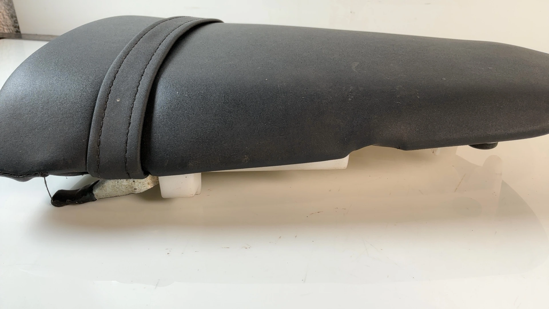 Kawasaki Ninja ZX-12R ZX1200 1200cc Rear Passenger Seat 2000-2006 OEM 53001-1959 - Image 4