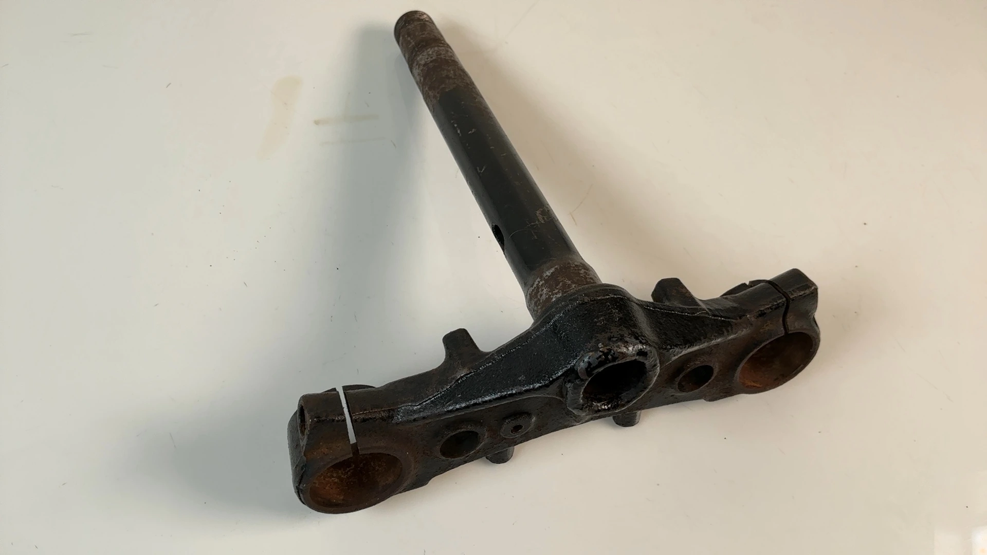Suzuki Katana GSX750F 750cc Lower Triple Tree 1998-2006 OEM 53200-08F00 - Image 2