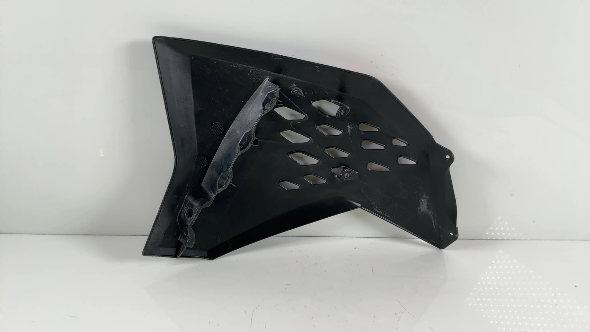 KTM EXC-F 250 EXC-F250 250 Radiator Shroud Spoiler Right 2008-11 OEM 77308051000 - Image 2