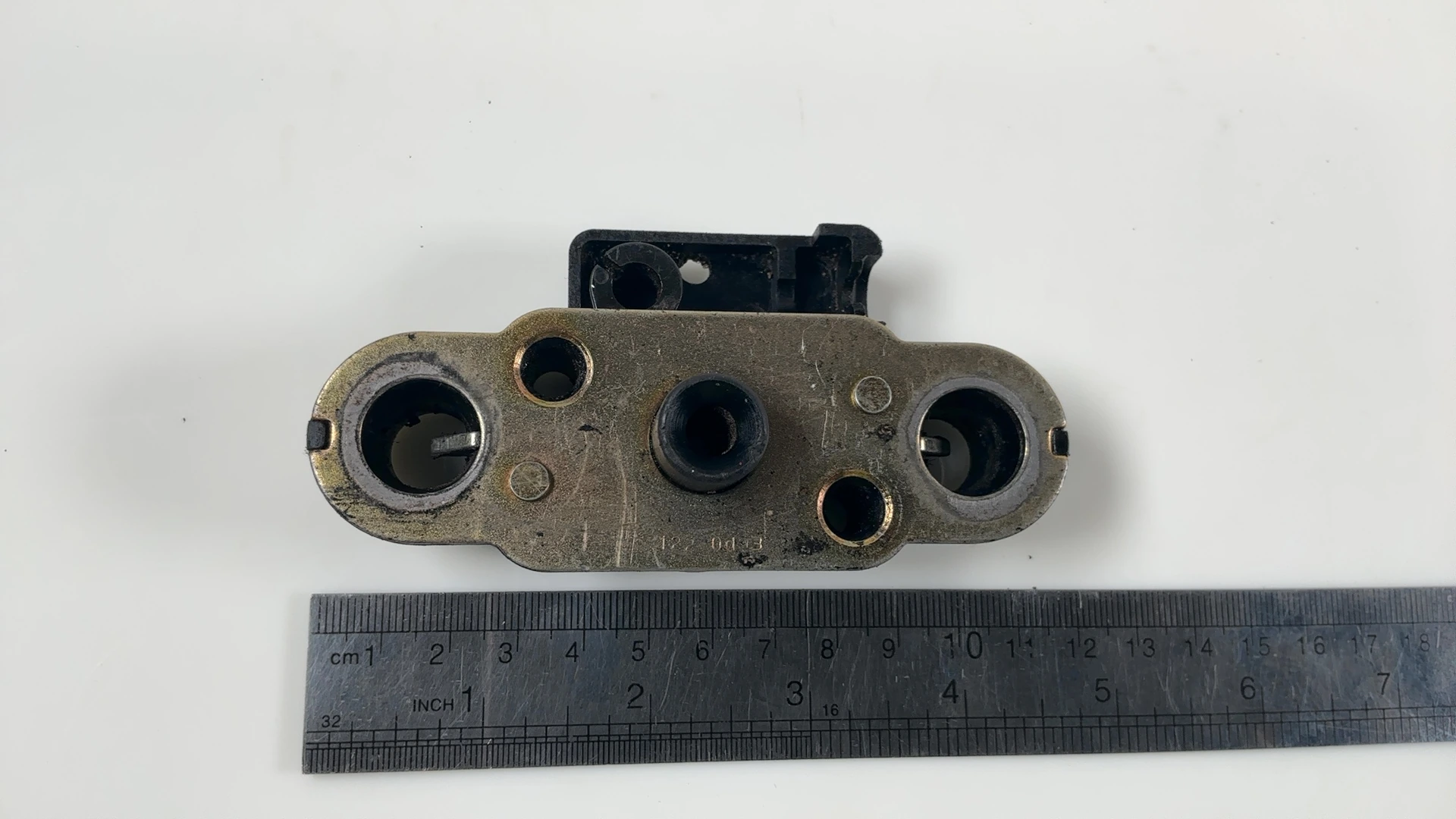 Suzuki Katana GSX750F 750cc Rear Seat Latch Mount 1997 1998 OEM 45220-47H00 - Image 5