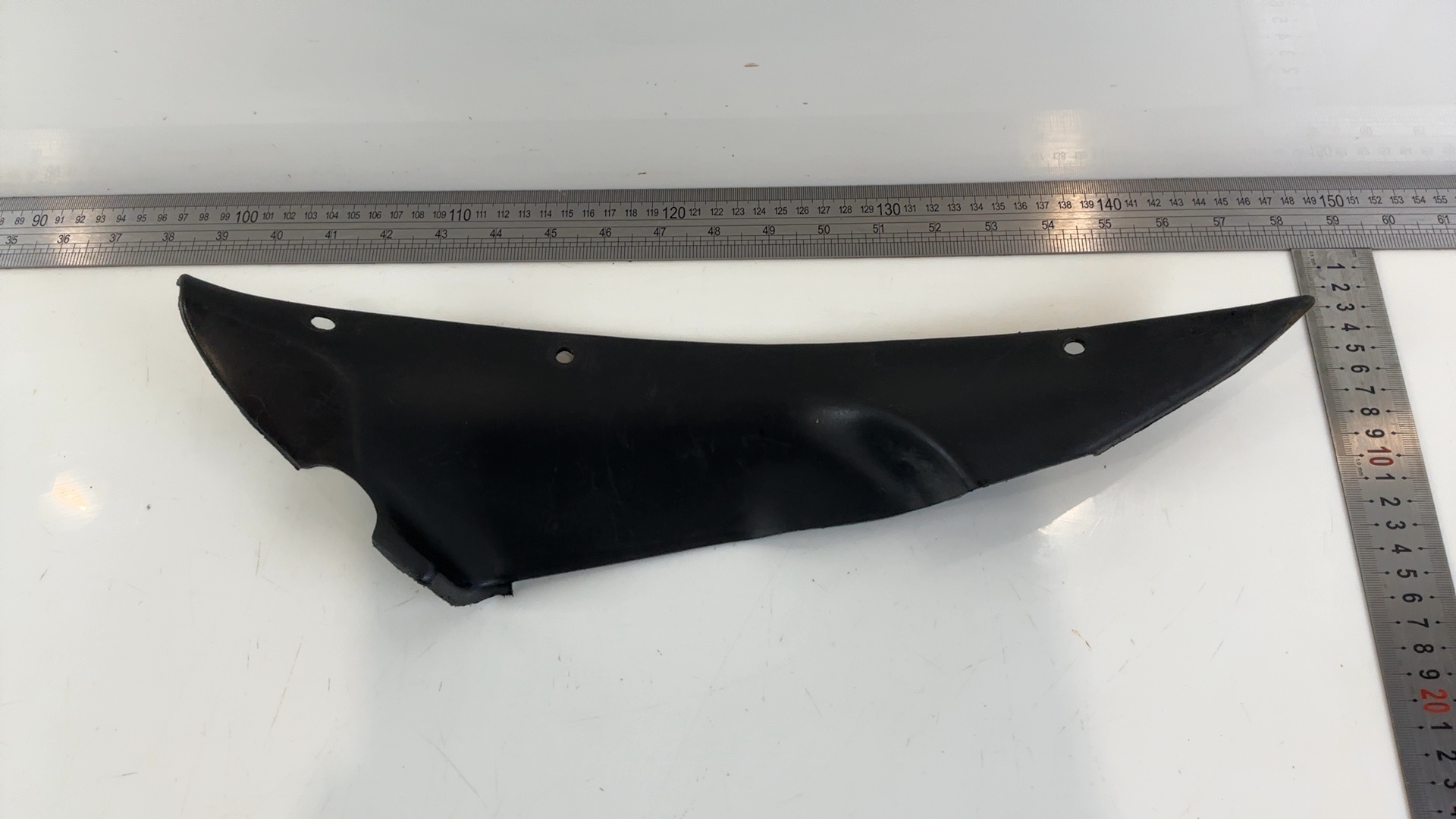 TRIUMPH SPRINT ST 955i 955CC LEFT INFILL PANEL FAIRING 1999-2004 OEM T2301766 - Image 3