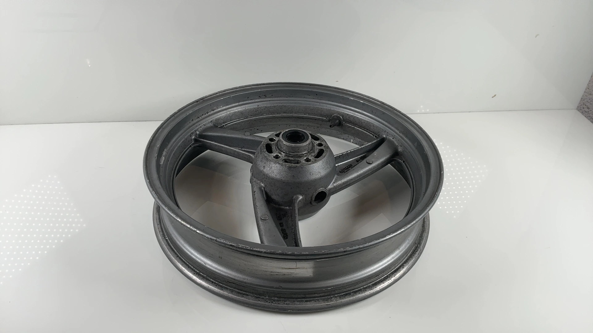 Kawasaki ZZR600 ZX6E ZX600E Front Wheel Rim 1993-2005 OEM 41073-1518-GE - Image 2