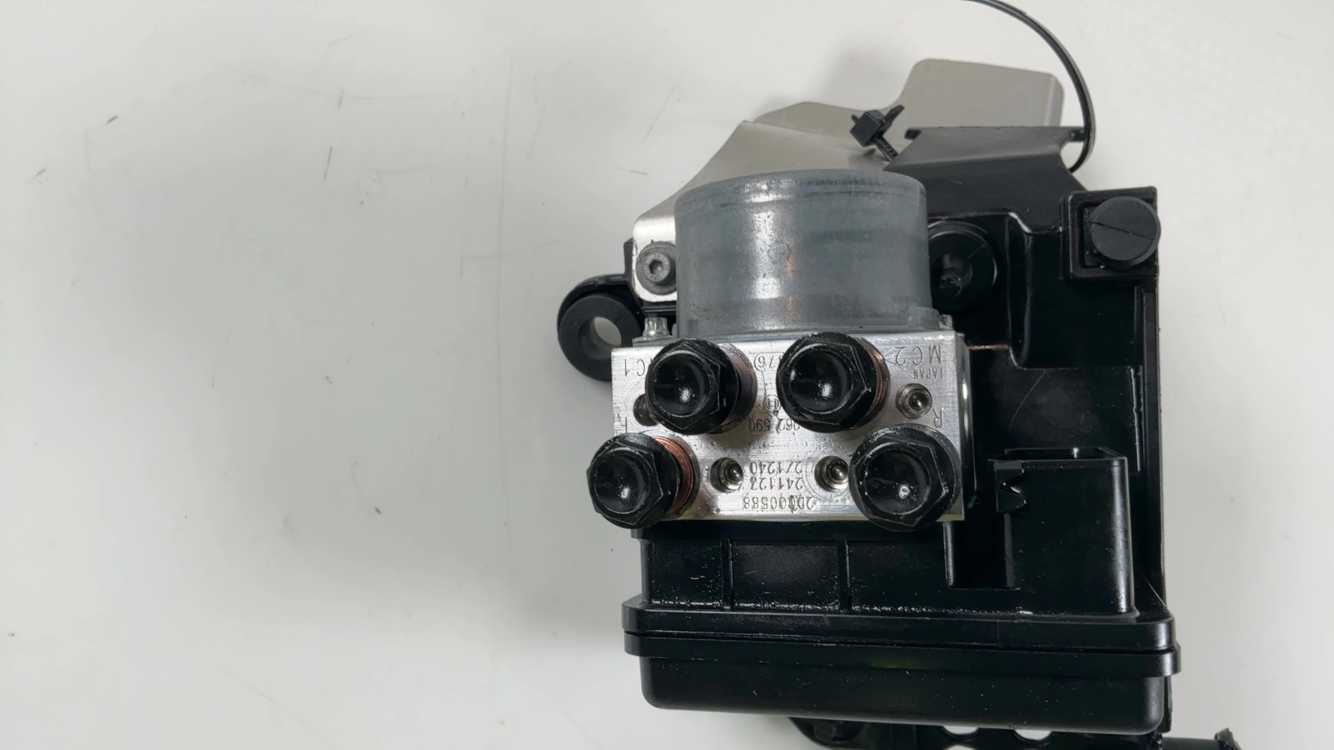 Aprilia Tuono RSV4 1100 Factory ABS Module Pump 2021-2026 OEM 2D000589 - Image 4