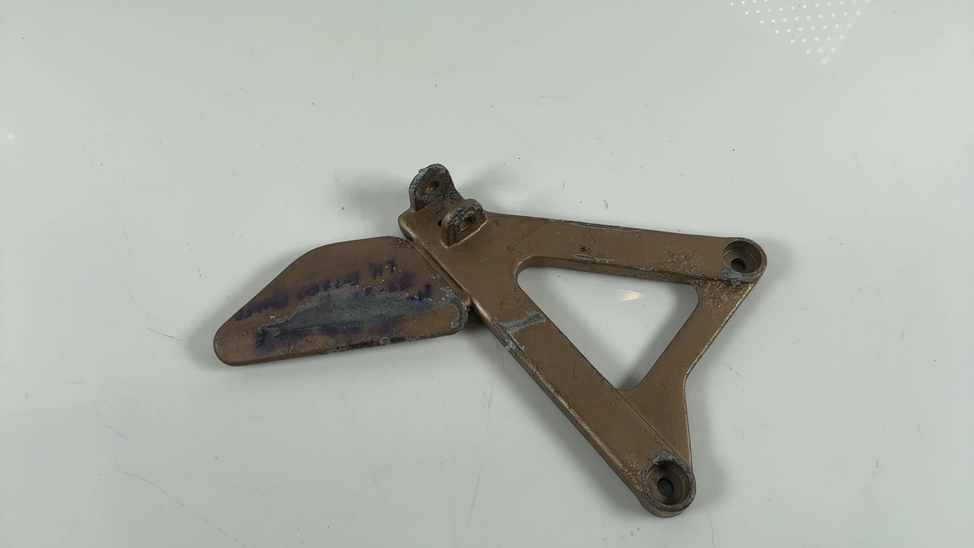 Honda NSR125 JC20 125cc Front Left Footrest Holder 1988-1993 OEM 50720-KY4-900ZA