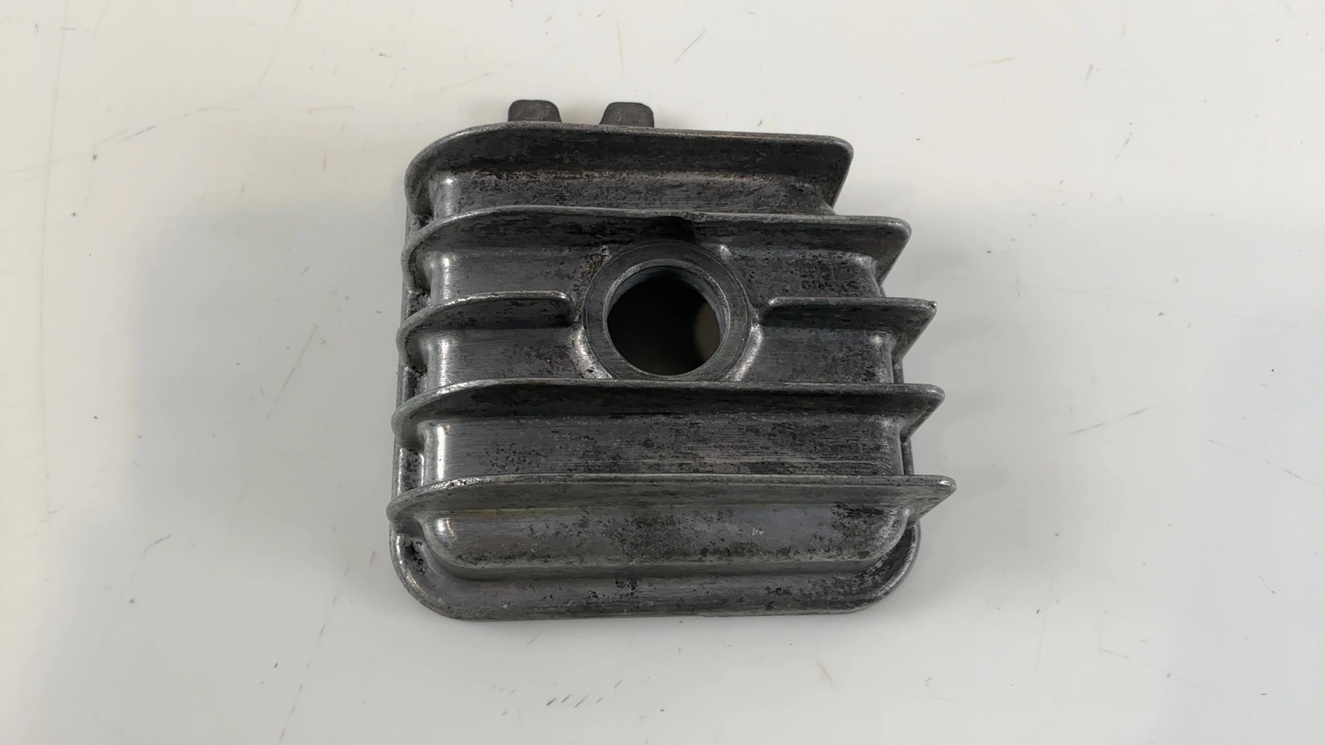 Honda CB400N CB400 400cc Oil Filter Cover 1978-1981 OEM 15411-413-000 - Image 1