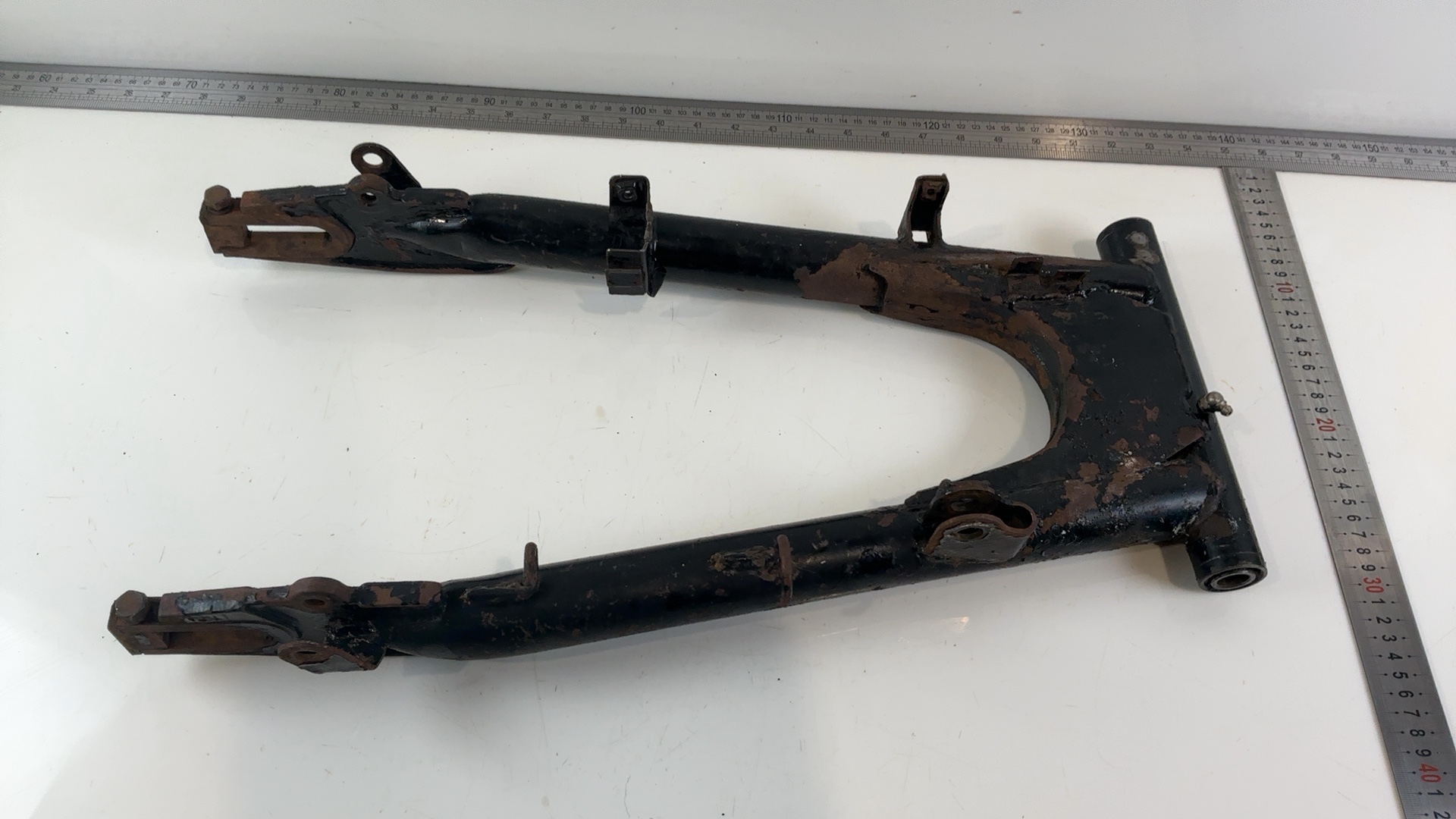 Kawasaki KZ750 LTD E2 750cc Rear Suspension Swingarm 1981 OEM 33001-1095 - Image 3
