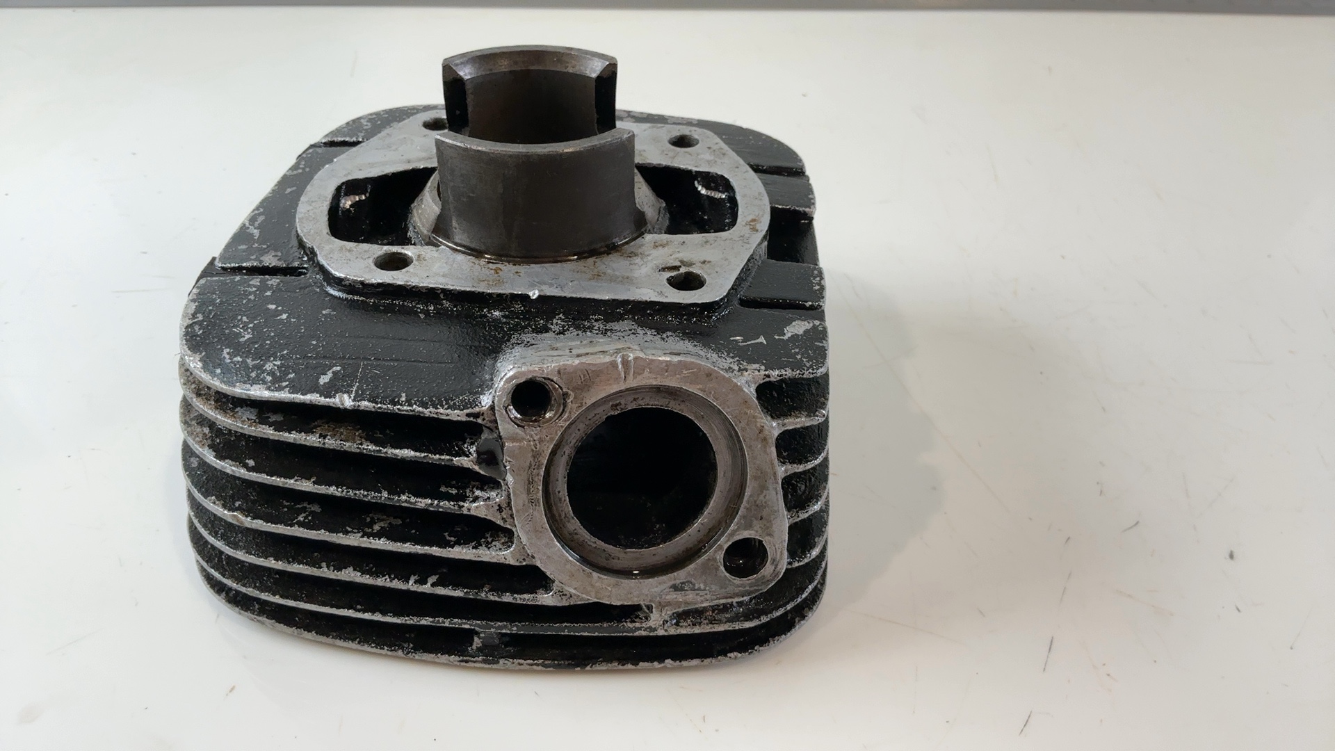 Suzuki GP100 GP100C GP100N 100cc Cylinder Barrel 1978 1979 OEM 11210-39212 - Image 16