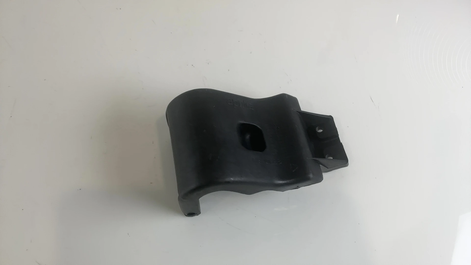 Aprilia SR 50 CC Seat Hinge Bracket 1997 1998 OEM AP8238681 - Image 1