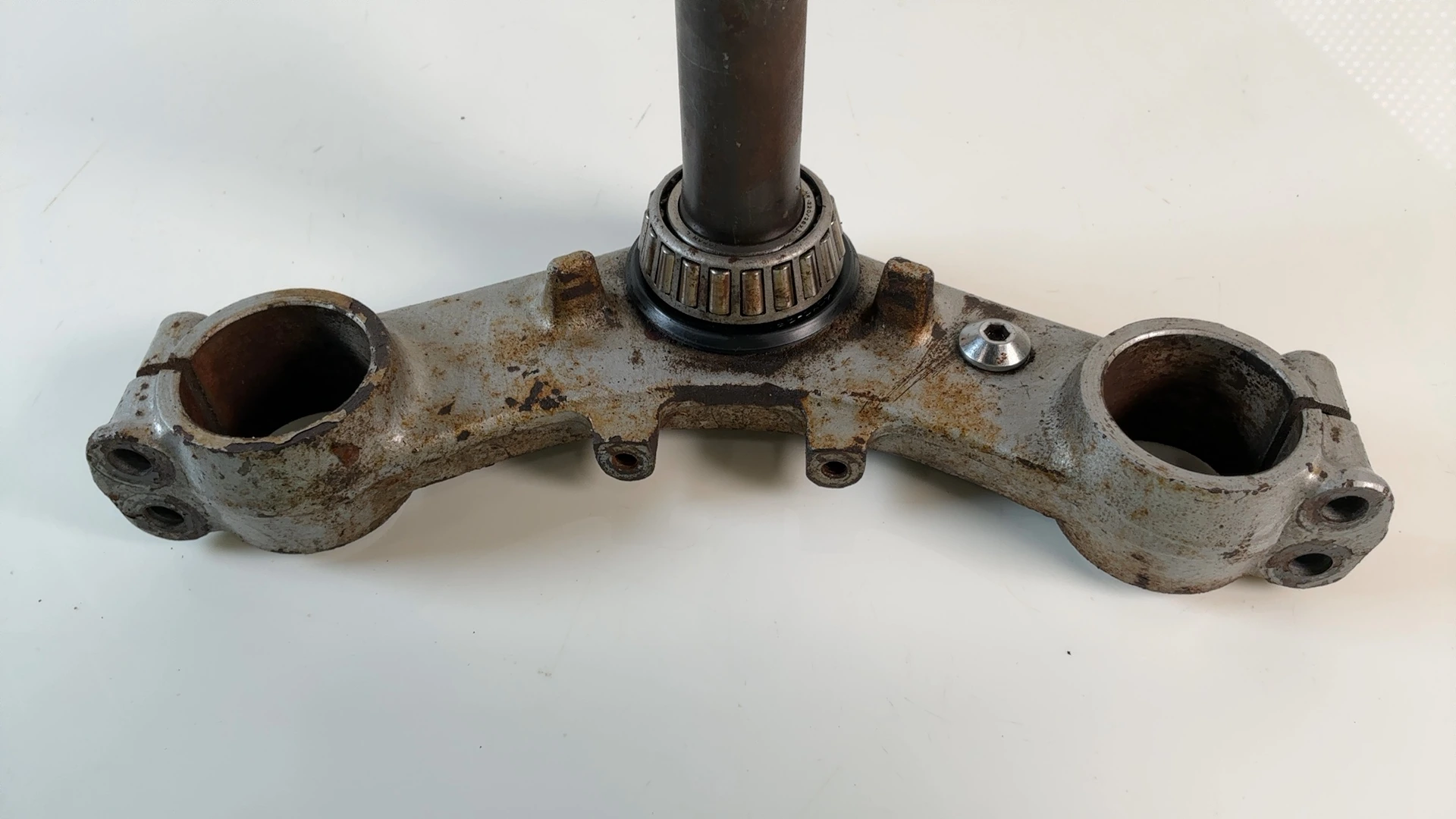 Kawasaki GPX600R ZX600C 600 Lower Triple Tree Clamp 1988-1992 OEM 44037-1213 - Image 5