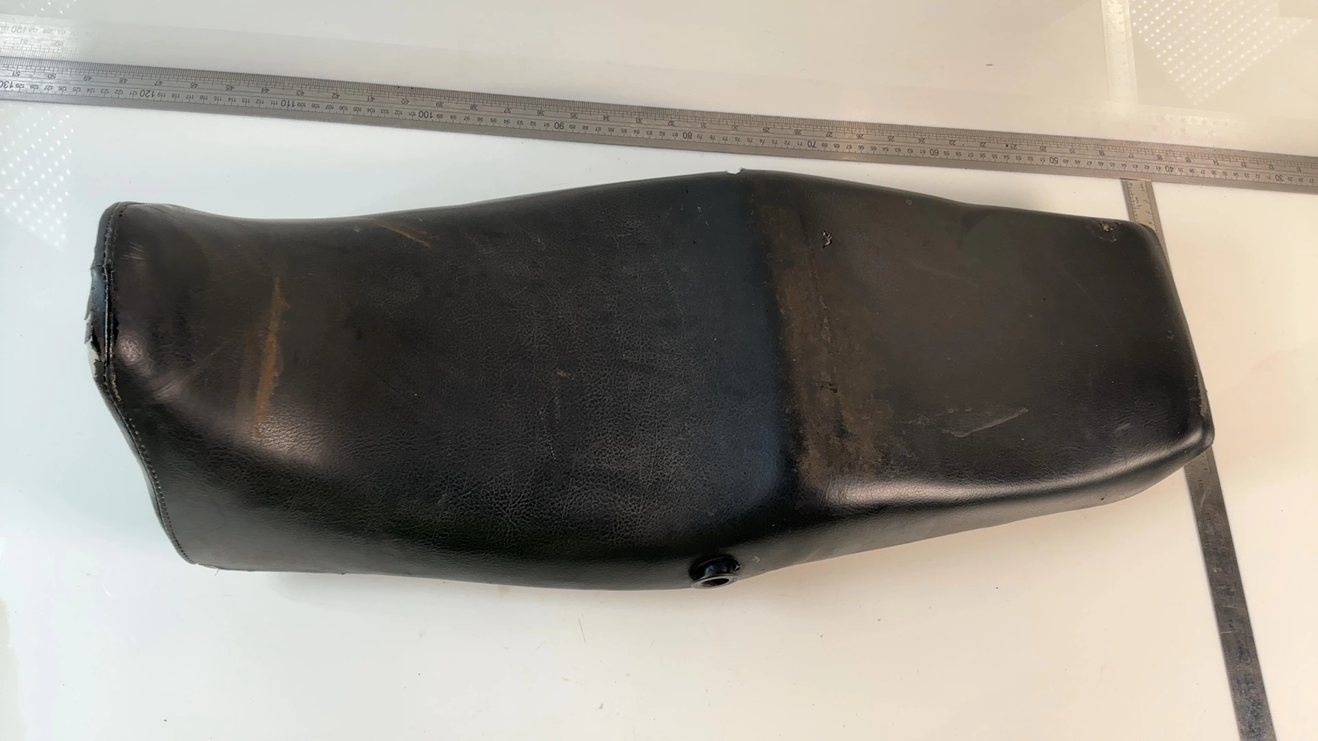 Yamaha FZR1000 3LE 1000cc Front Rider Seat 1989-1990 OEM 3GM-24730-00-00 - Image 3