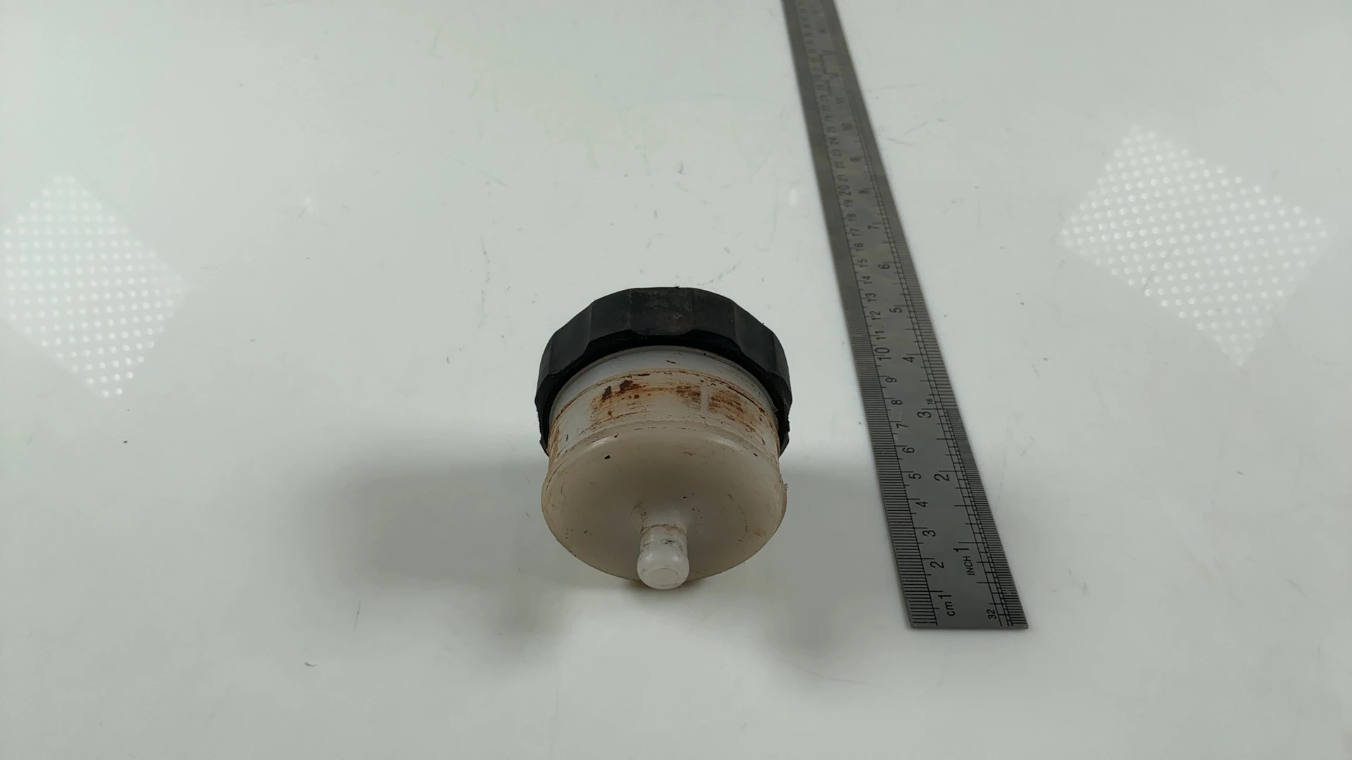 Suzuki GS550 GS550E GS550L 550cc Rear Brake Reservoir 1977-1982 OEM 69740-470V0 - Image 3