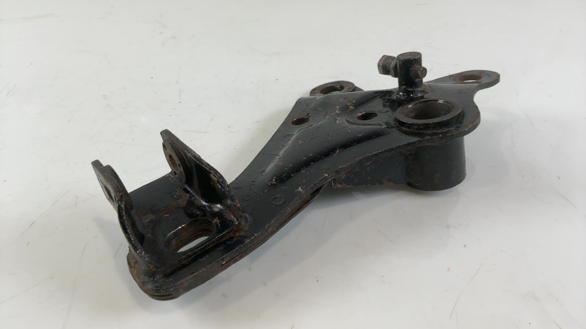 Yamaha RD250 RD350 250 350 CC Rear Right Footrest Bracket 1973-1975 360-21446-00 - Image 5
