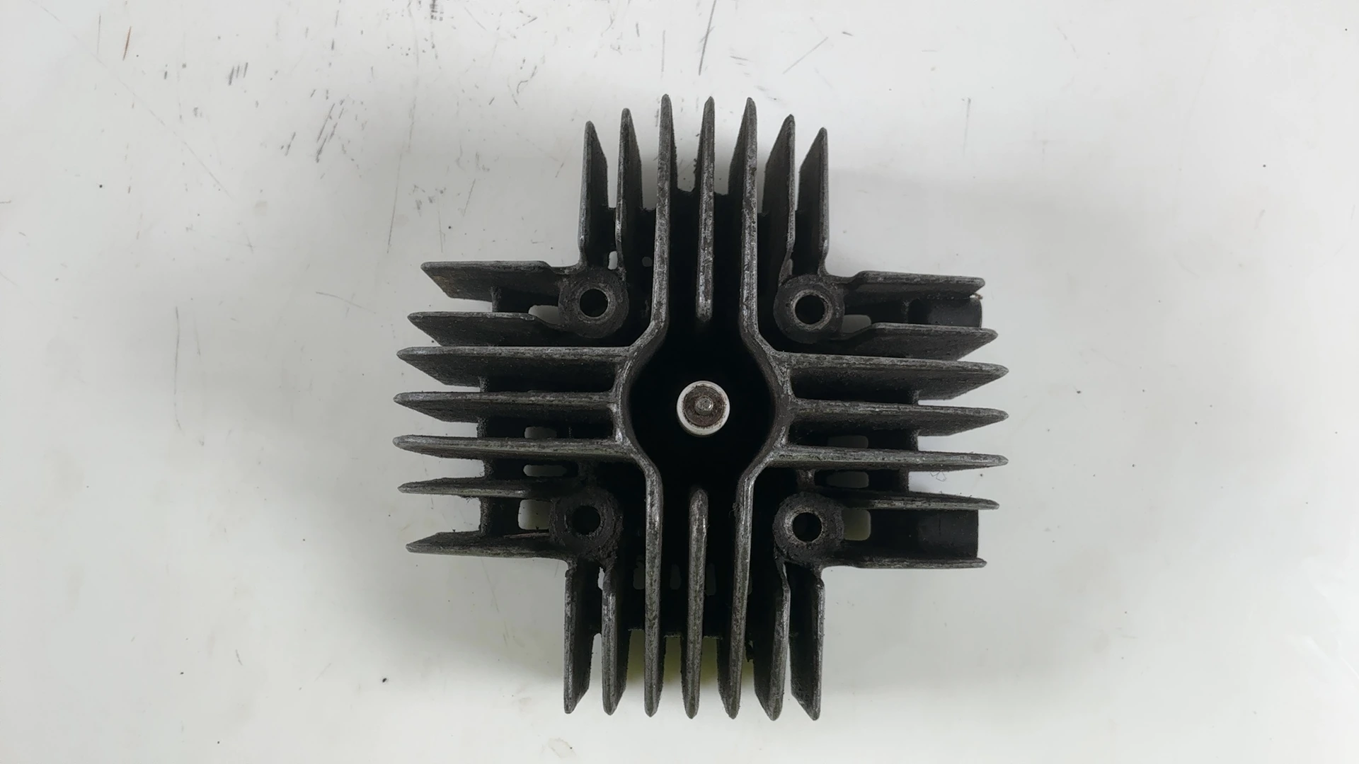 Yamaha G5 80cc Cylinder Head 1969-1972 OEM 233-11111-00-00 - Image 7