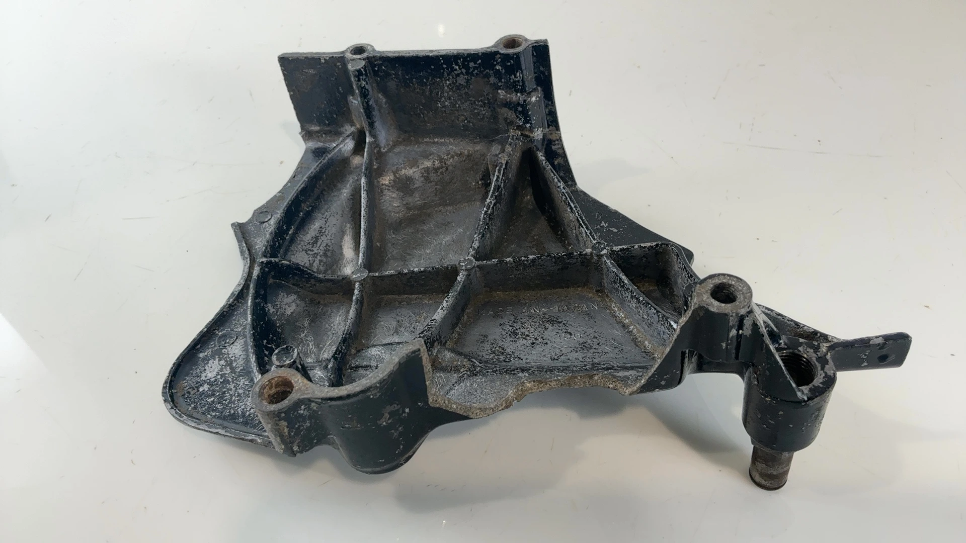 Kawasaki GPz305 EX305 305cc Engine Sprocket Cover 1983-1994 OEM 14026-1132 - Image 6
