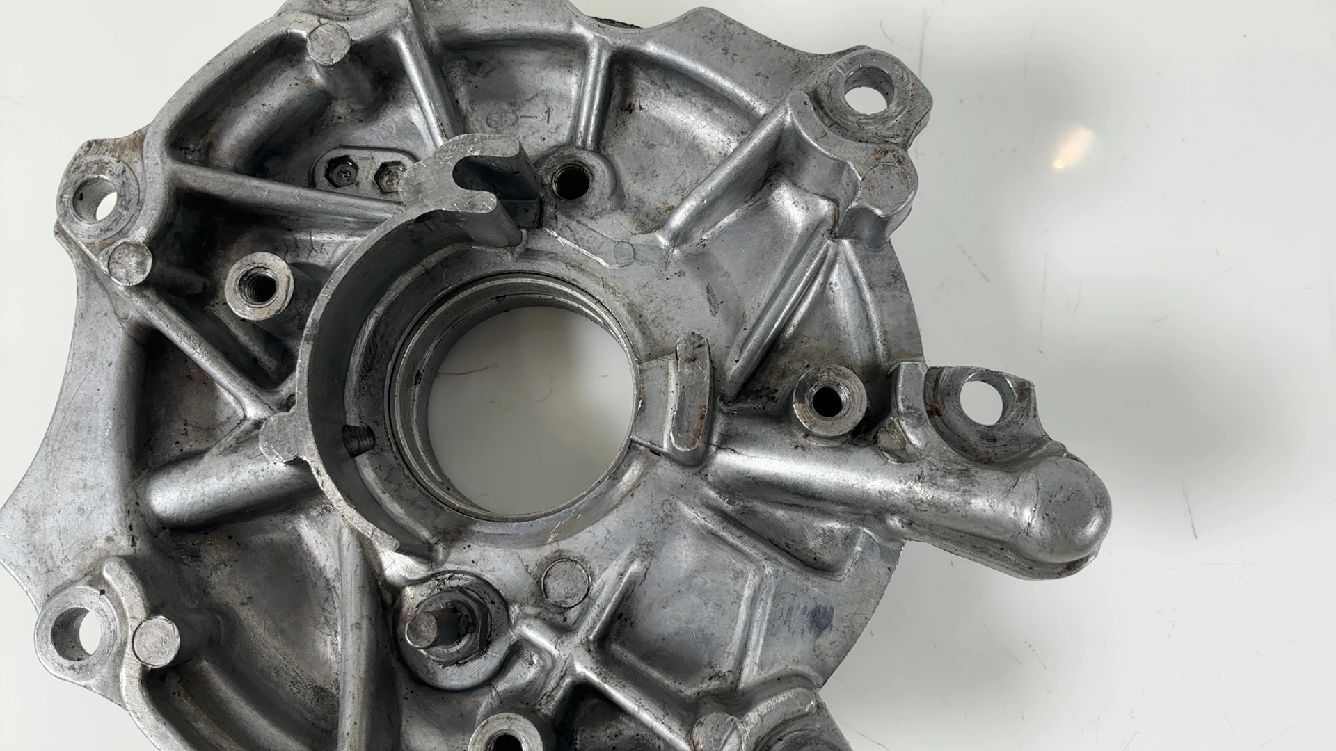 Honda CX500 Custom CX500C 500cc Crankshaft Holder Cap 1980-81 OEM 11140-415-000 - Image 6