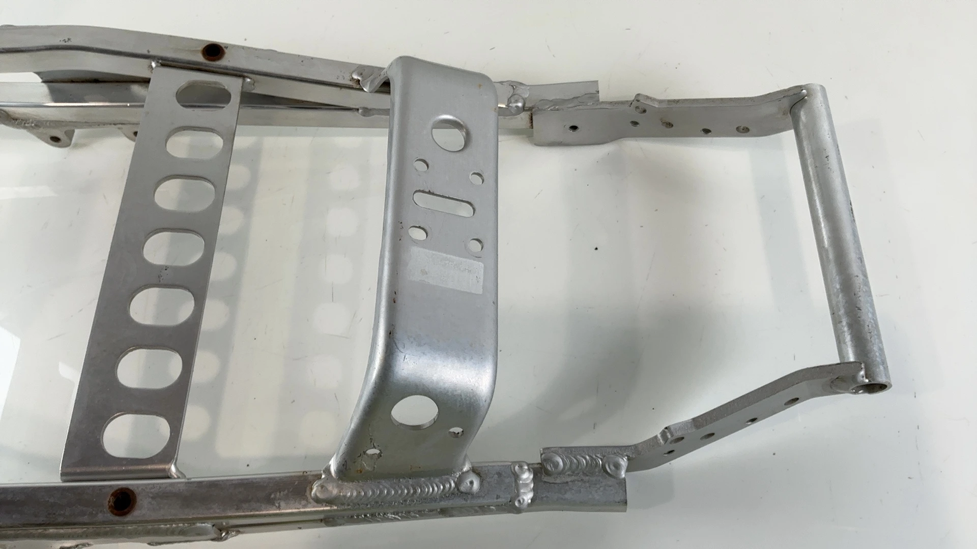 Yamaha YZF R6 YZFR6 600 Rear Subframe 1999-2002 OEM 5EB-21190-01-00 - Image 4