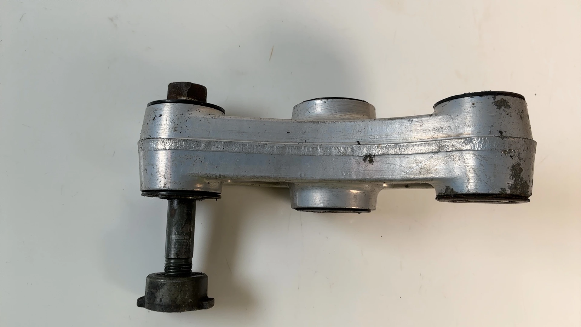 Kawasaki GPZ900 Ninja ZX900A 900 CC Rear Shock Linkage 1984-1993 OEM 46102-1108 - Image 2
