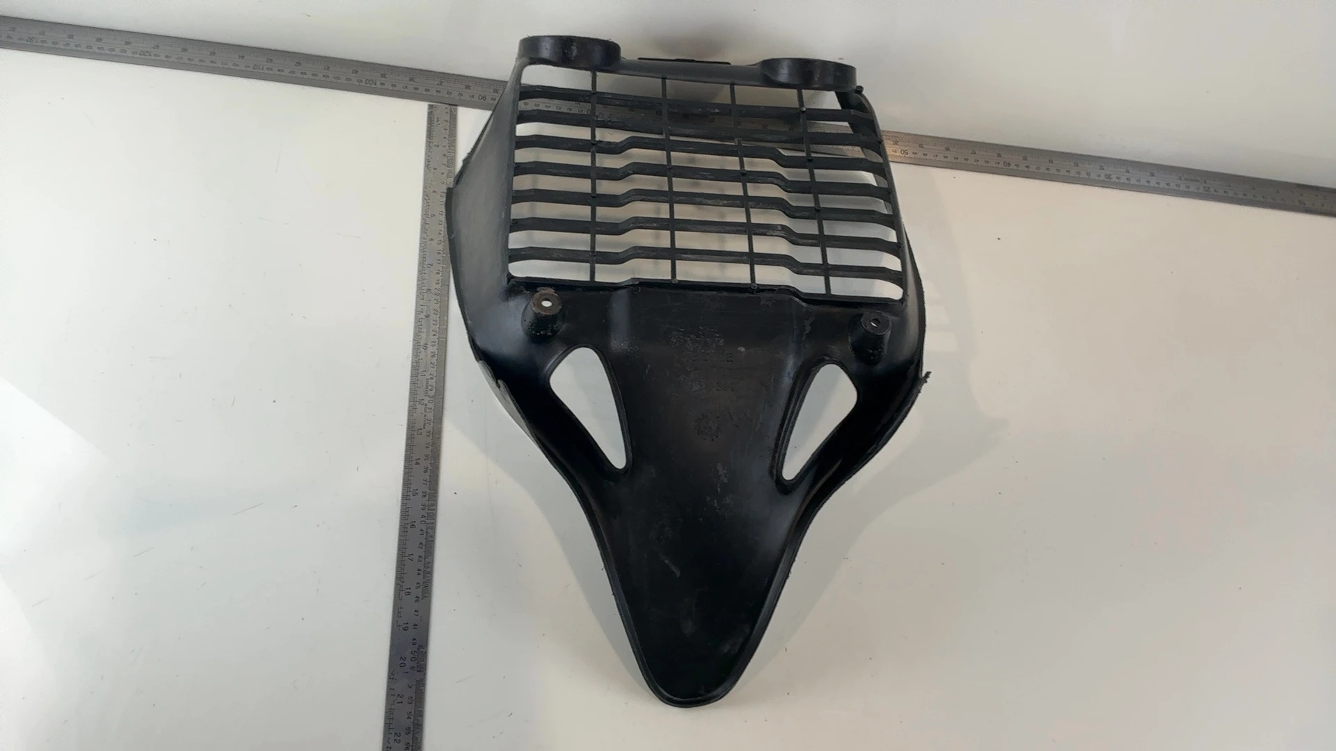 Aprilia RS 125 Extrema 125cc Radiator Fairing Grill 1992-1995 AP8118029 DIS 9392 - Image 4
