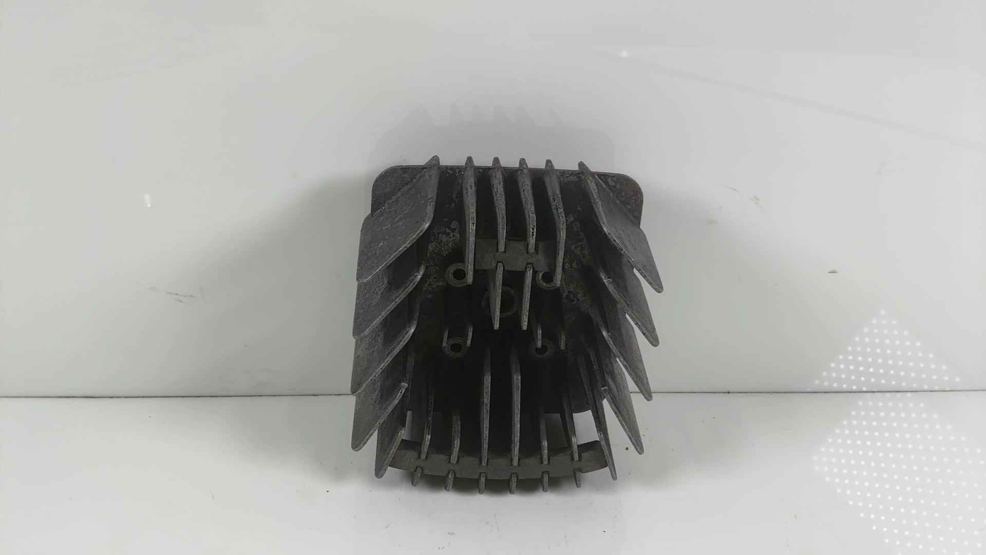 Yamaha RD50 MX 4Y1 50cc Cylinder Head 1981-1984 OEM 4Y1-11111-00-00 - Image 1