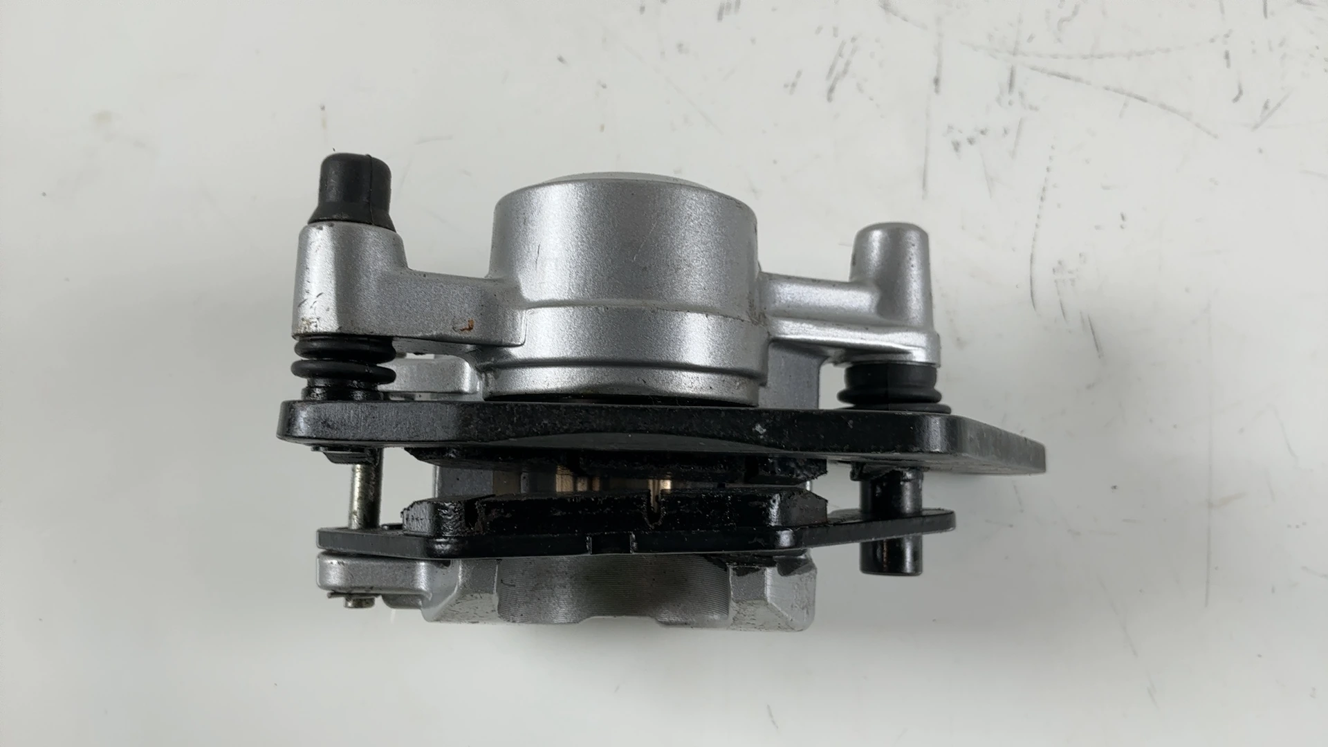 Yamaha YBR125 YBR 125 125cc Front Brake Caliper 2015 2018 OEM 3D9-F580U-02-00 - Image 6