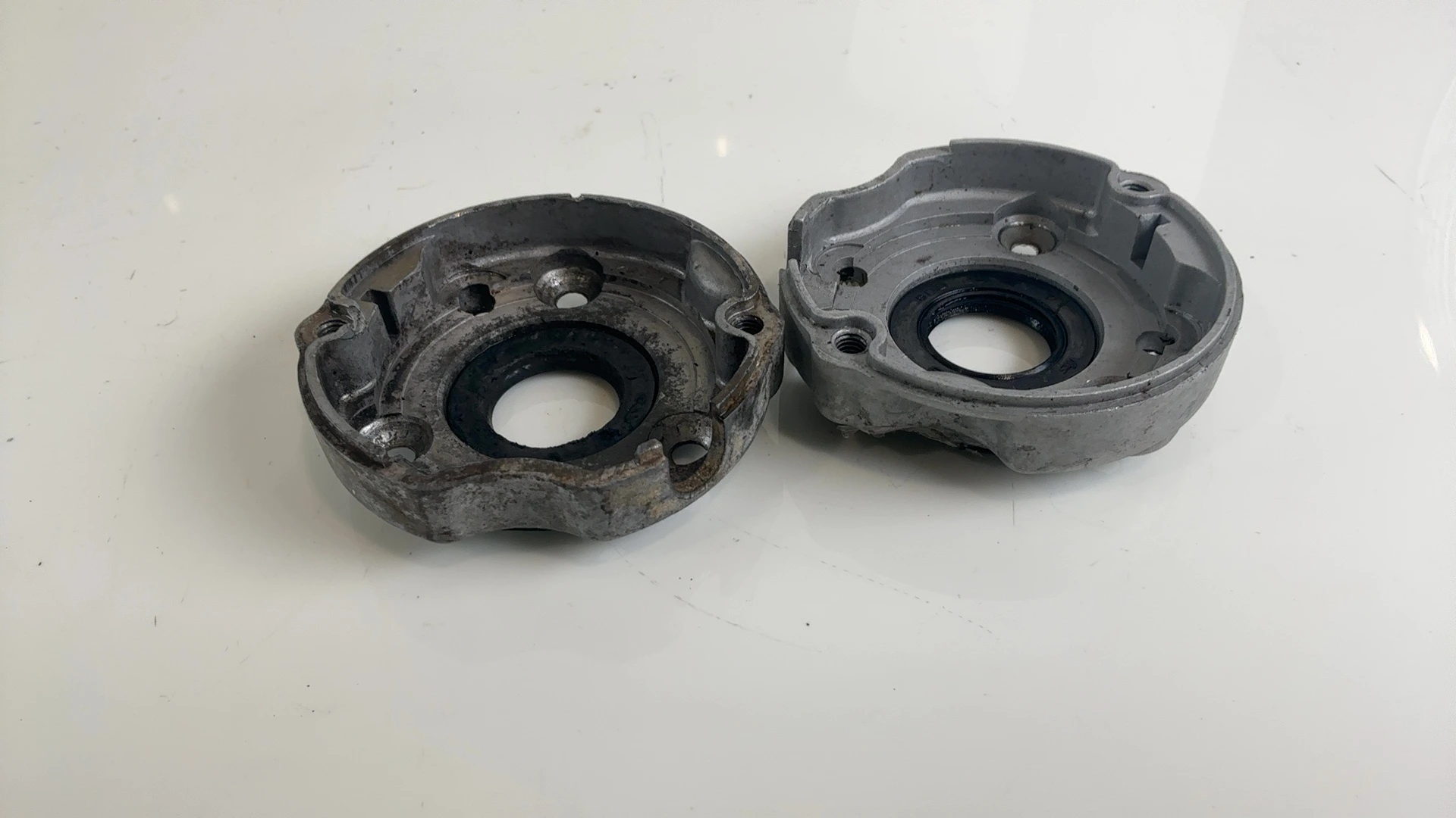 Yamaha XS650 XS650S 650cc Ignition Points Housing Cover 1970-83 256-11157-03-00 - Image 3