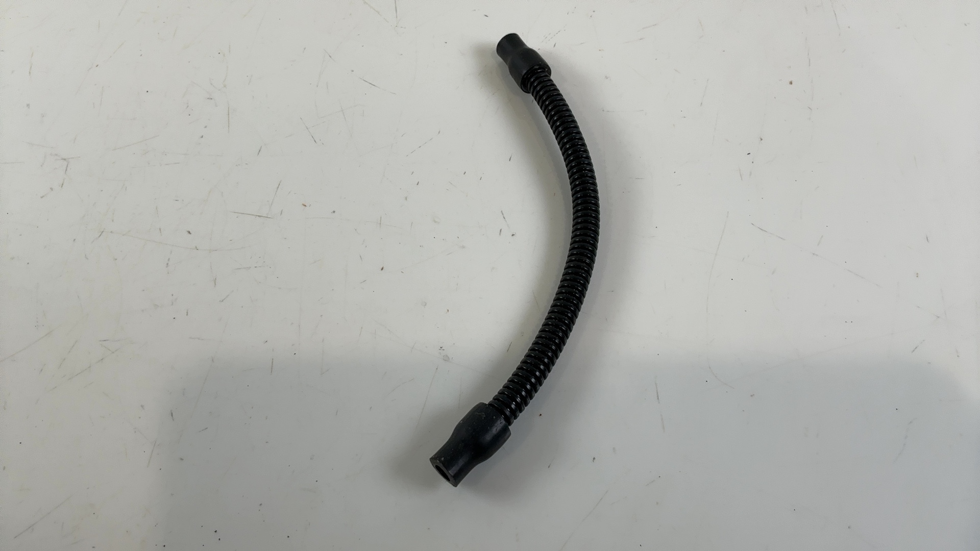 Triumph Daytona 675 Fuel Evaporation Breather Hose Tube 2006-2008 OEM T1242502 - Image 6