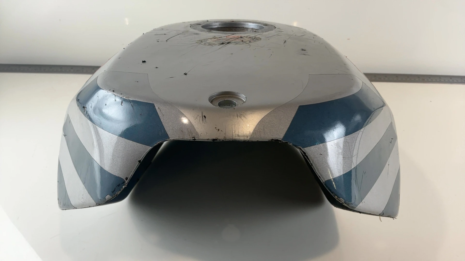 Aprilia RS 125 Extrema GS 125cc Fuel Tank Cover 1992-98 OEM AP8139071  DIS 9134 - Image 6