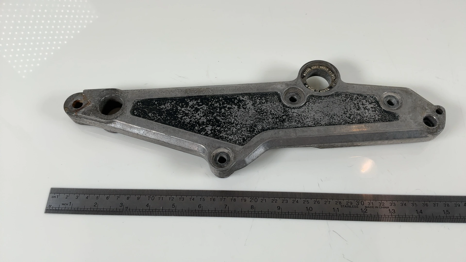Kawasaki Z1100 ST KZ1100A 1100 Muffler Footrest Stay Left 1981-1983 35011-1071 - Image 1