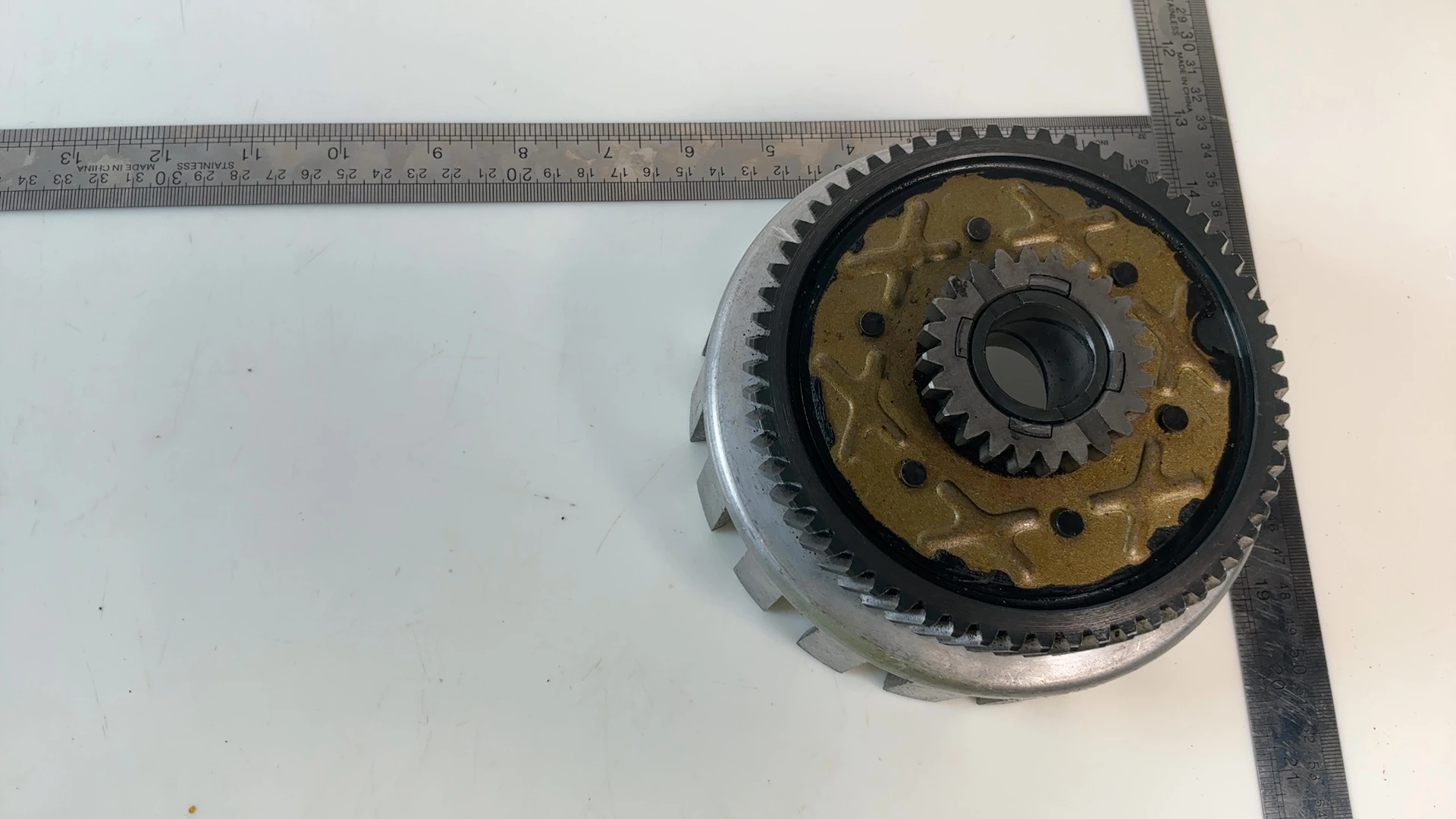 Suzuki GT550 Indy 550cc Outer Clutch Basket Starter Gear 1972-77 OEM 21200-34820 - Image 3