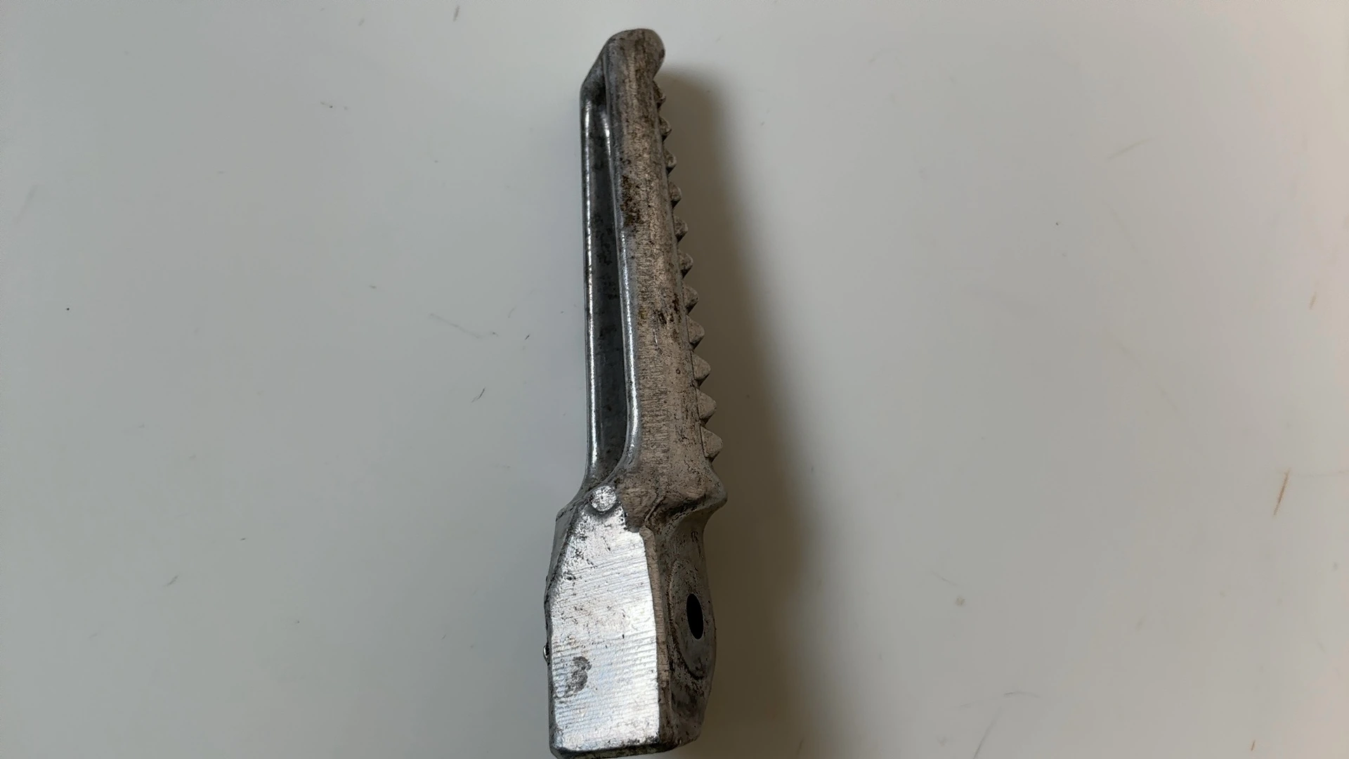 Honda CBR1100XX Blackbird SC35 1100 Rear Right Foot Peg 1996-2007 50720-KT7-761 - Image 5