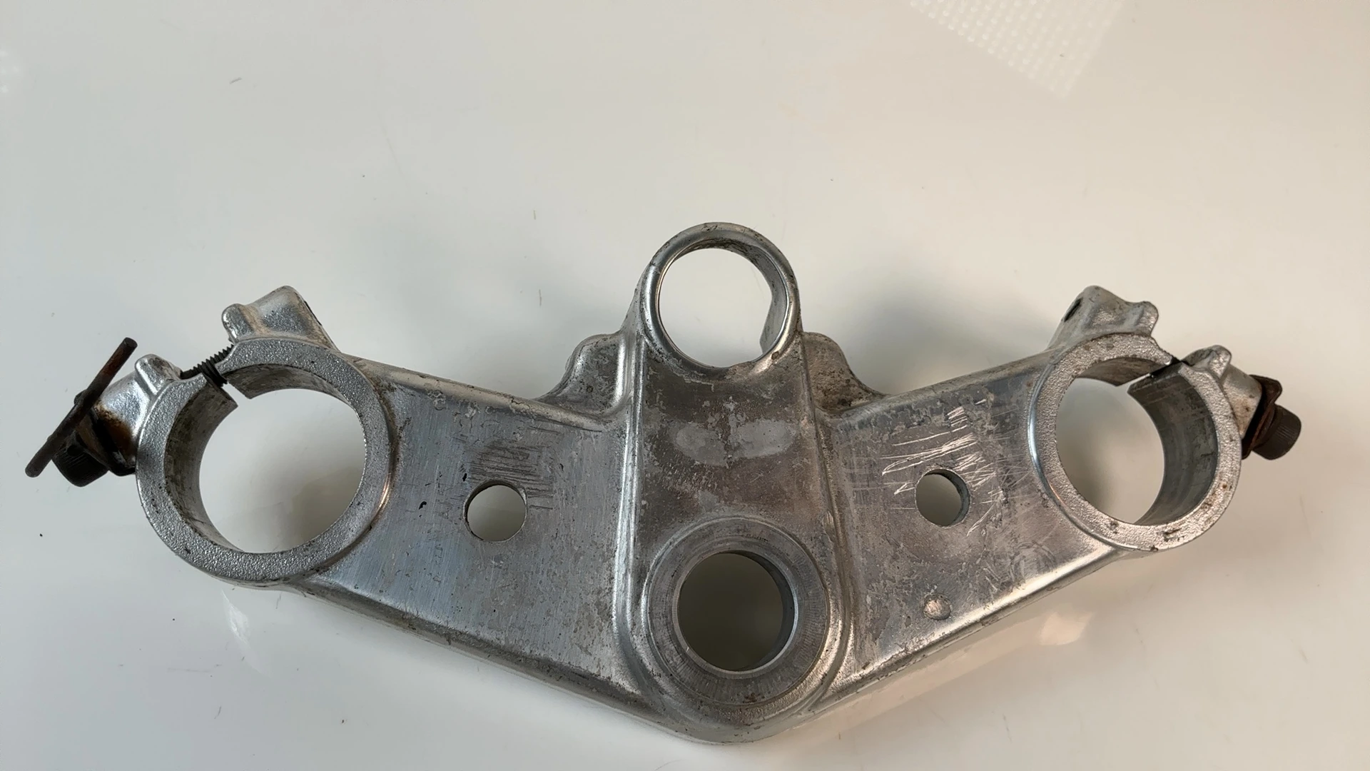 Honda CBR 750 Hurricane RC27 750cc Upper Fork Bridge 1987 1988 OEM 53230-MM5-000 - Image 2
