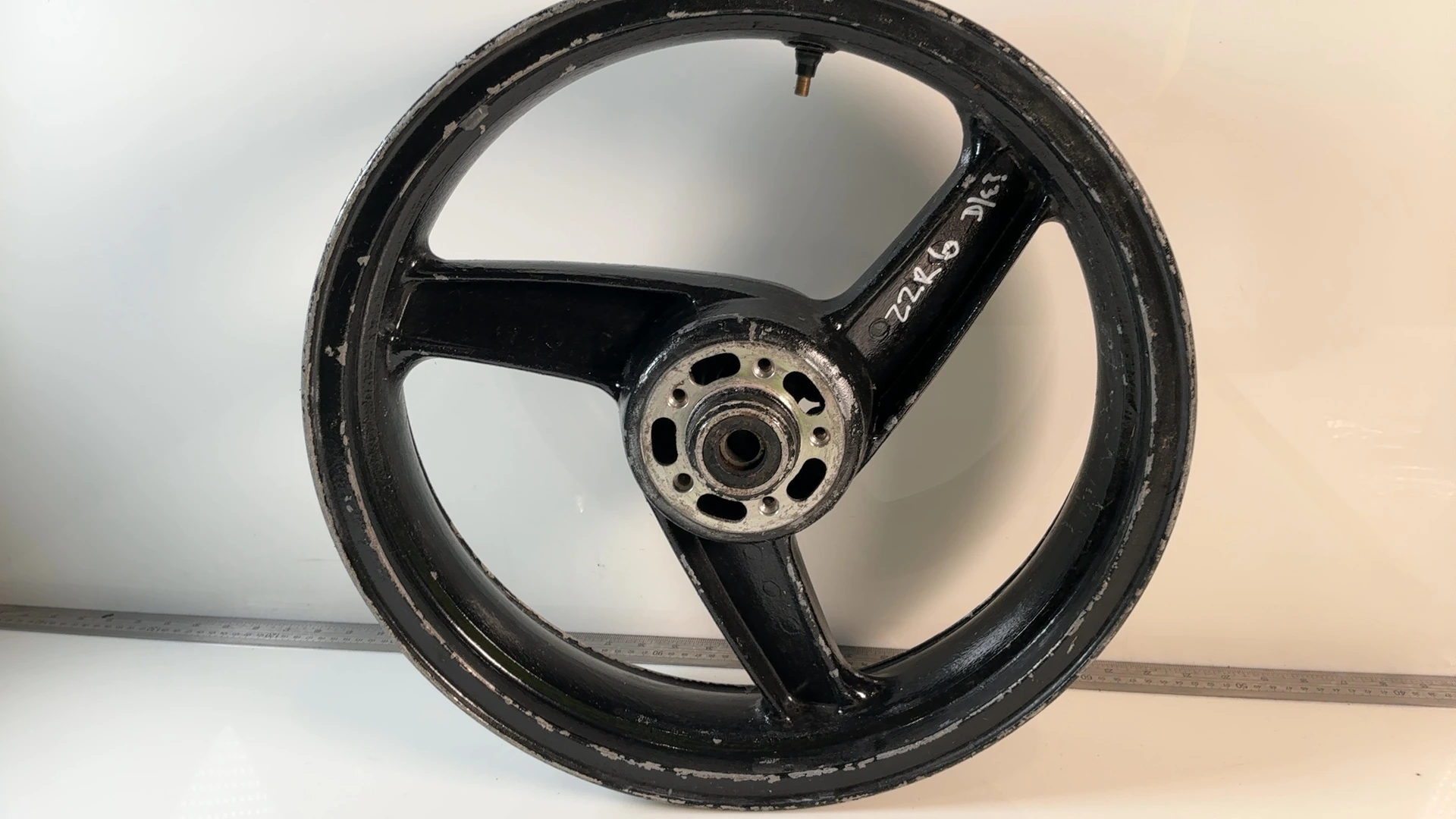 Kawasaki ZZR600 ZZR400 GPZ1100 Front Wheel Rim 17x3.50 1990-2007 OEM 41073-1467 - Image 5