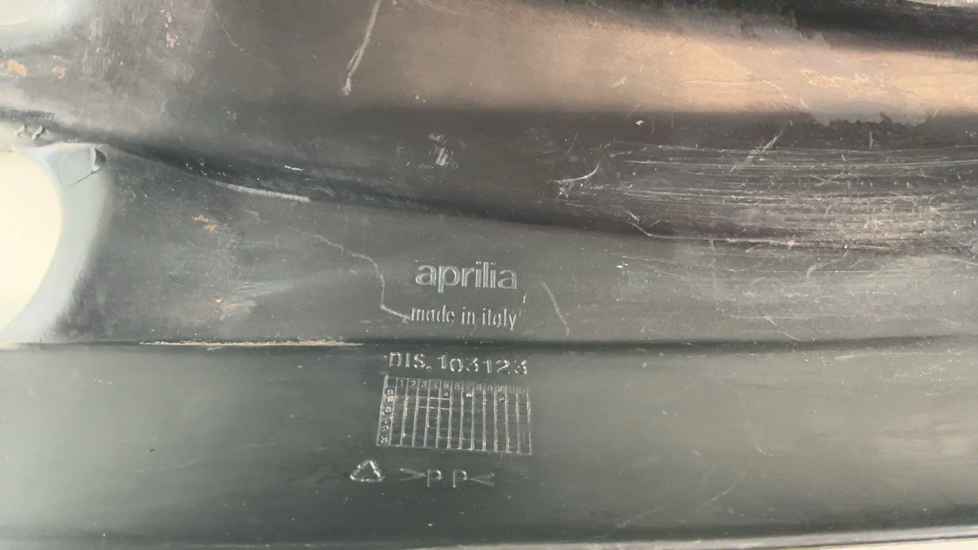 Aprilia RS50 RS 50 50cc Rear Wheel Fender Tire Hugger Guard 1999-2005 OEM 103123 - Image 6