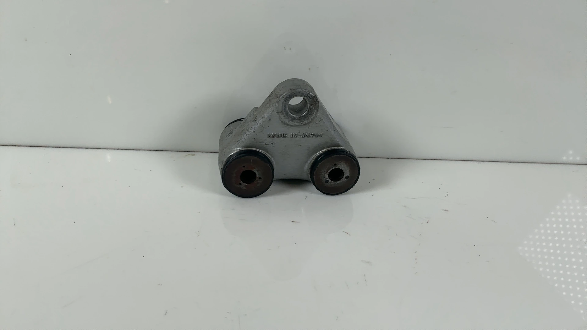 Kawasaki Ninja 1000R ZX1000A Front Left Engine Mount Bracket 1986-87 32029-1396 - Image 2