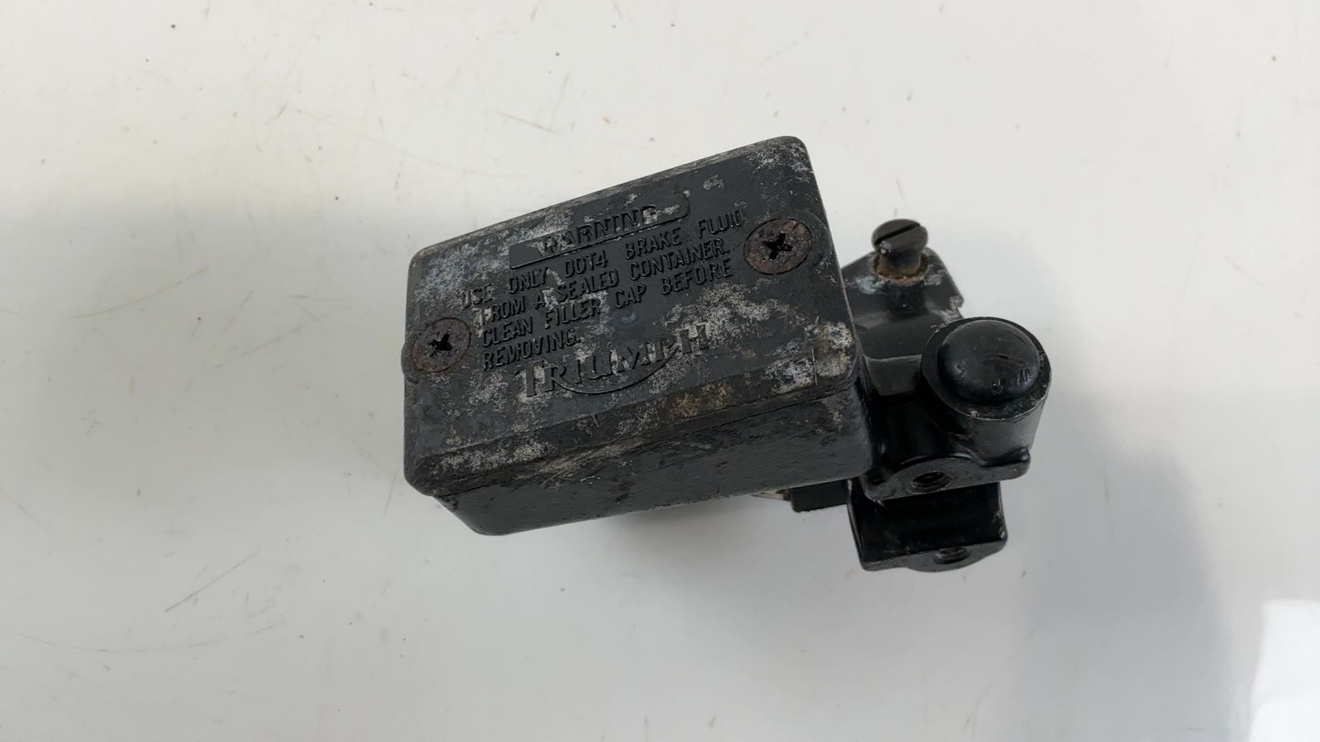 Triumph Tiger Explorer 1200 1215cc Front Master Cylinder 2012-2015 OEM T2025830 - Image 3