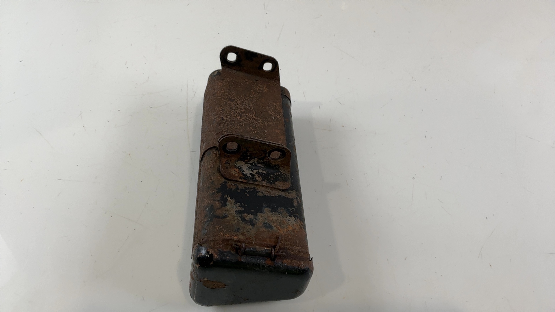 Honda CB360 CB360 360 CC Tool Box 1974-1976 OEM 83500-369-000B - Image 6
