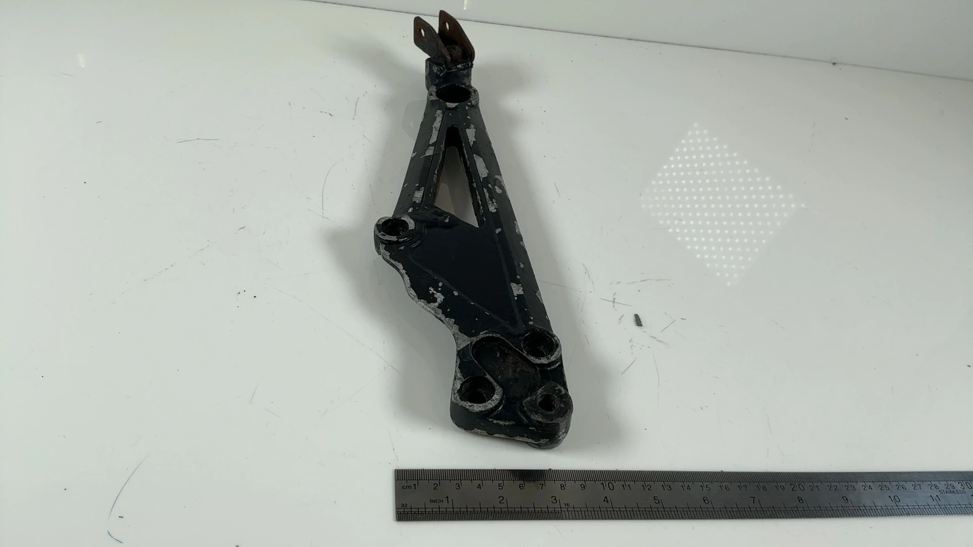 Kawasaki GT550 Z550G 550cc Left Footrest Bracket 1987 1988 OEM 35011-1152 - Image 5