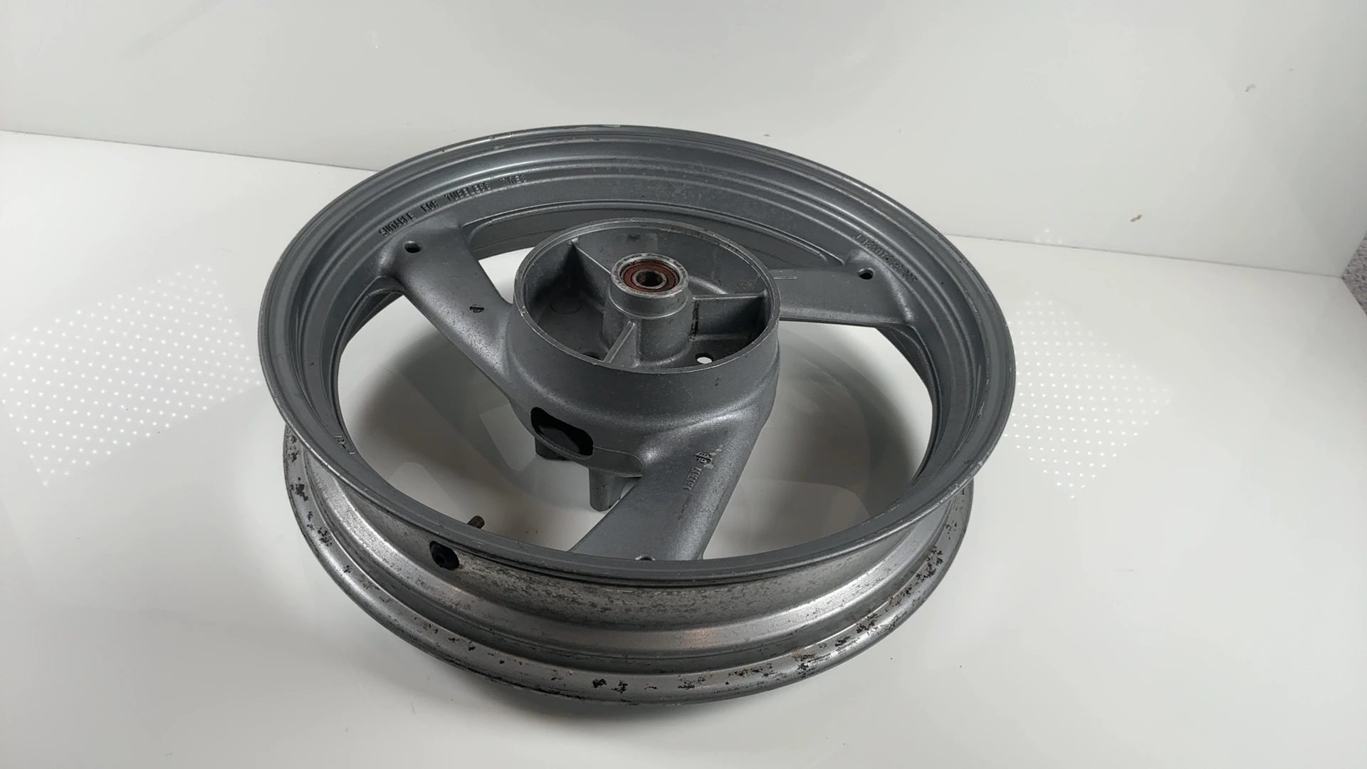 Yamaha XJ600 Diversion 4BR 600 Rear Wheel Rim 1992-1997 OEM 3HE-25338-00-WN R-61 - Image 4