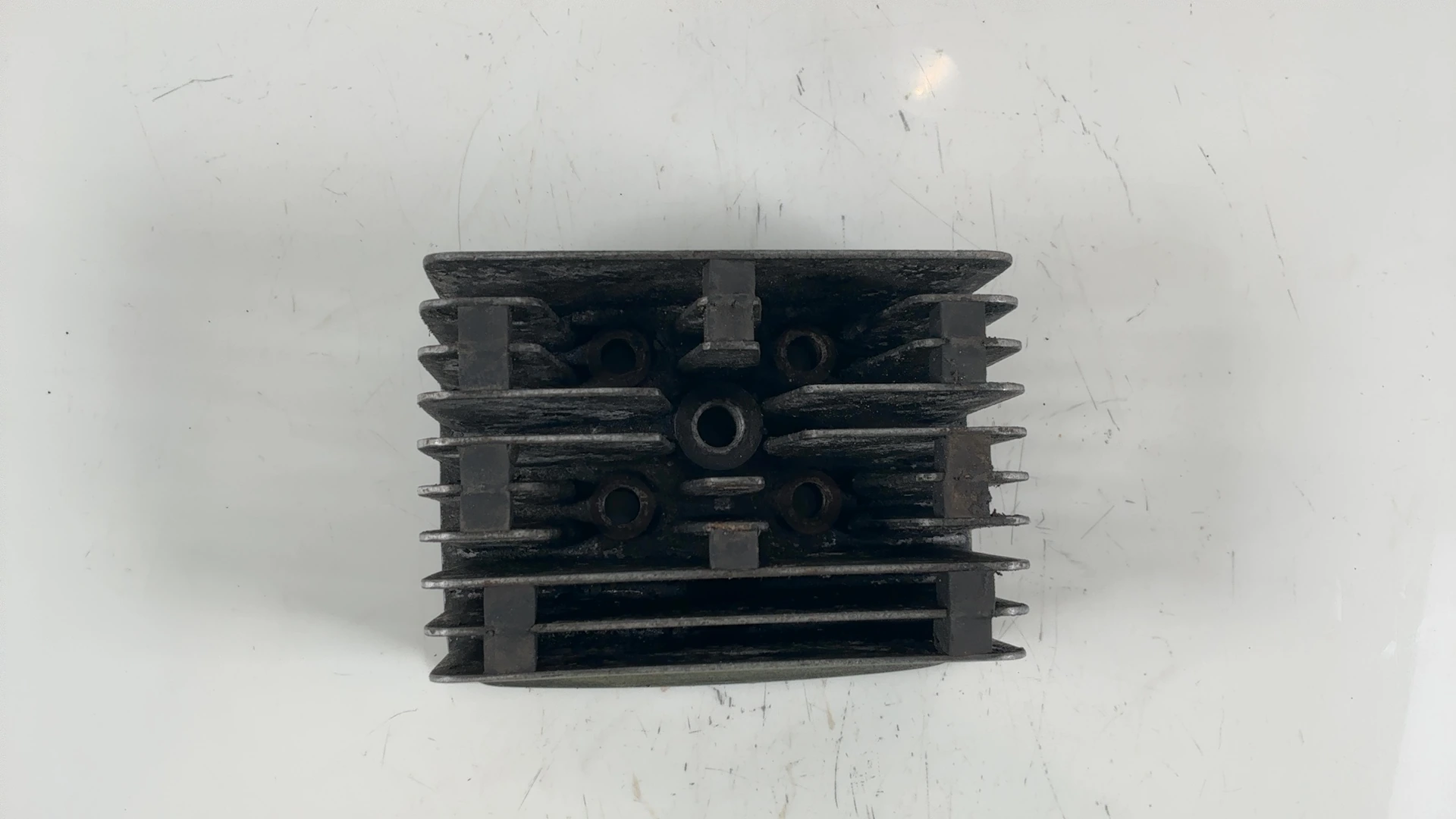 Yamaha RD200 RD200DX 200cc Cylinder Head Right 1974-1976 OEM 417-11121-00