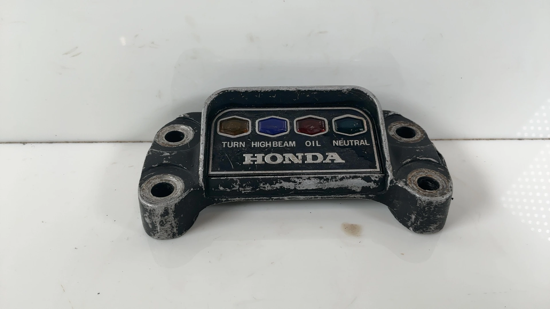 Honda CB750K CB550 CB500 750cc Handlebar Clamp Light Panel 1971-76 53133-323-010 - Image 1
