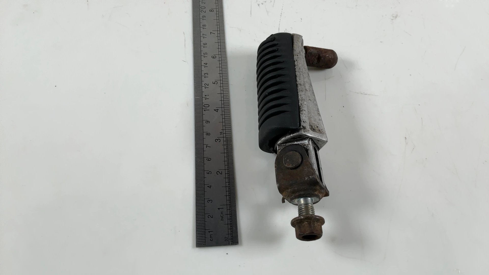 Yamaha YZF600R YZF 600 600cc Front Left Footrest Peg 1997-07 OEM 4BH-27451-01-00 - Image 4