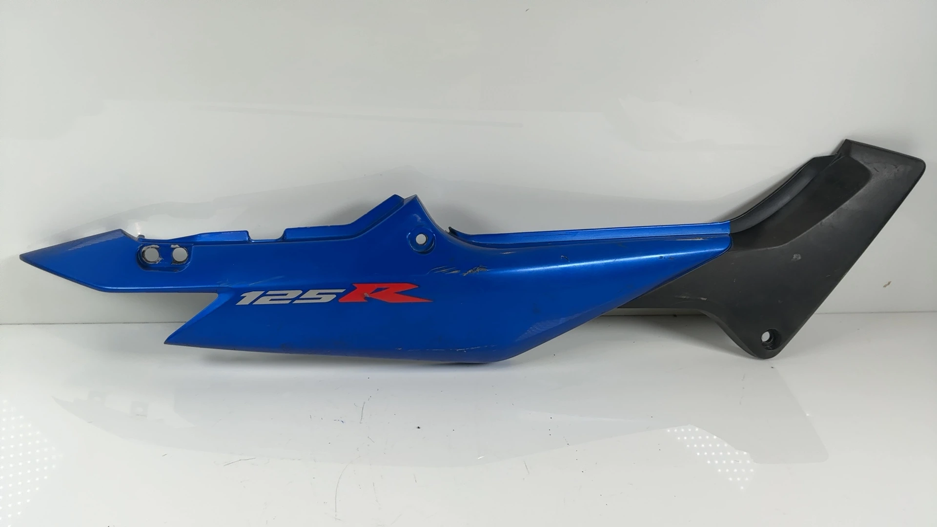 Honda CBR 125R JC34 125cc Right Rear Tail Cowl Panel 2004-06 OEM 83540-KPPA-9010