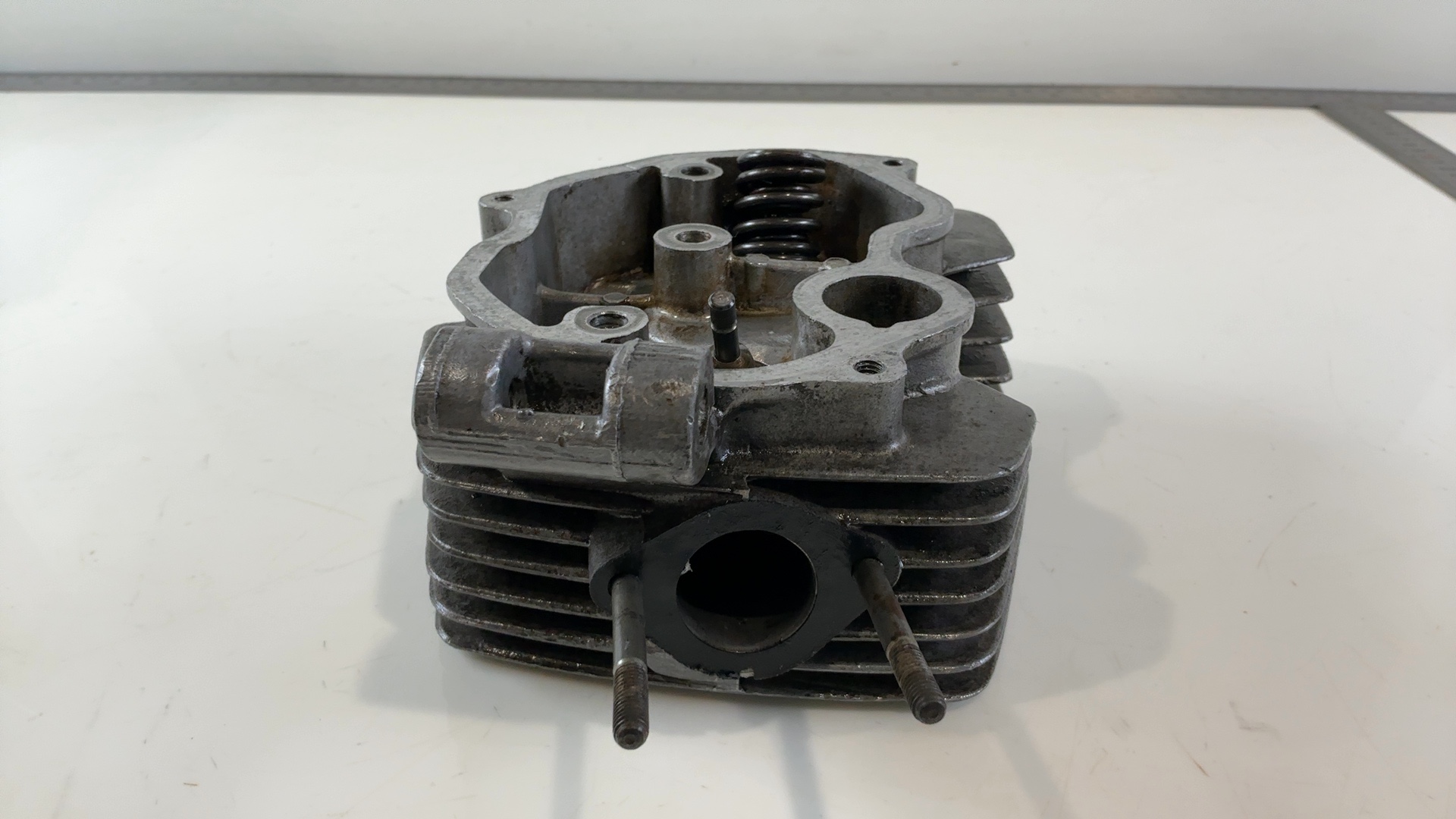 Honda CG125 CG 125 CC Engine Cylinder Head 1997 1998 OEM 12200-KY4-630 - Image 8