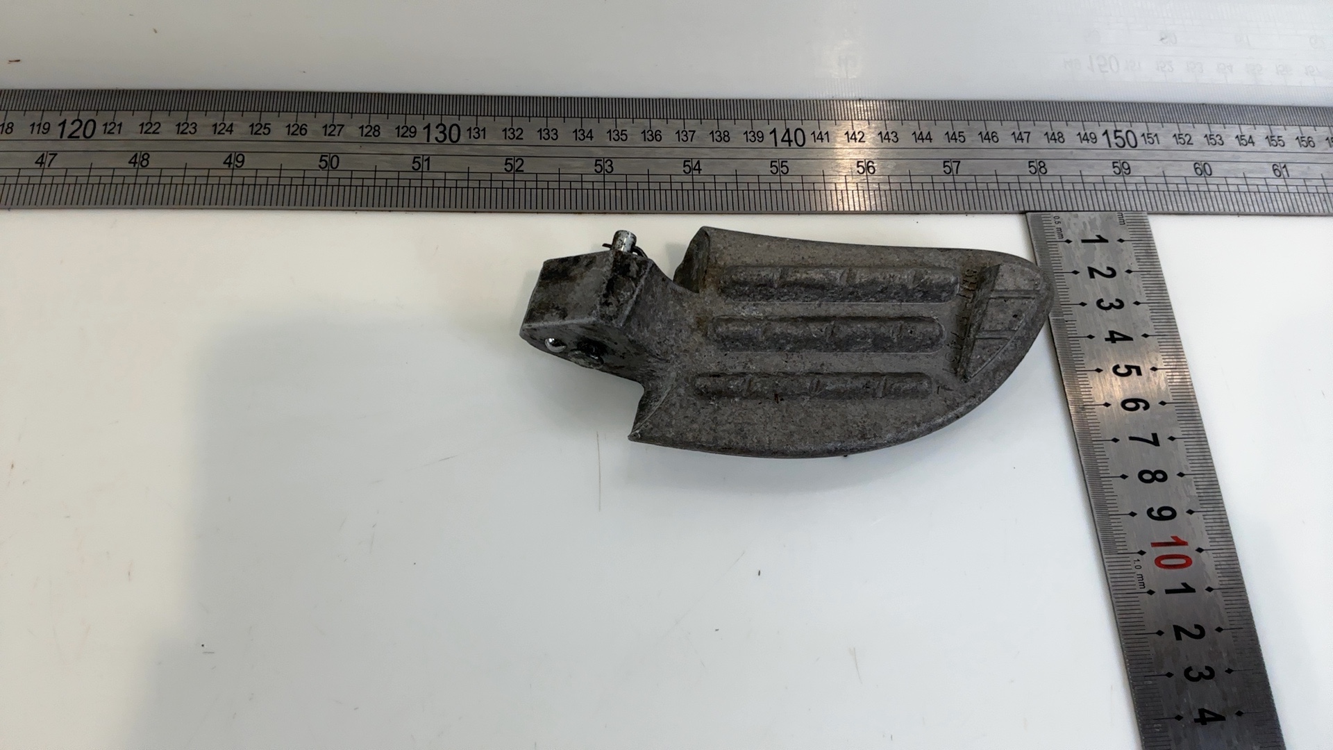 Yamaha Maxter XQ125 125 Rear Left Foot Rest 2001 2002 OEM 5HT-F7430-00-00 - Image 5