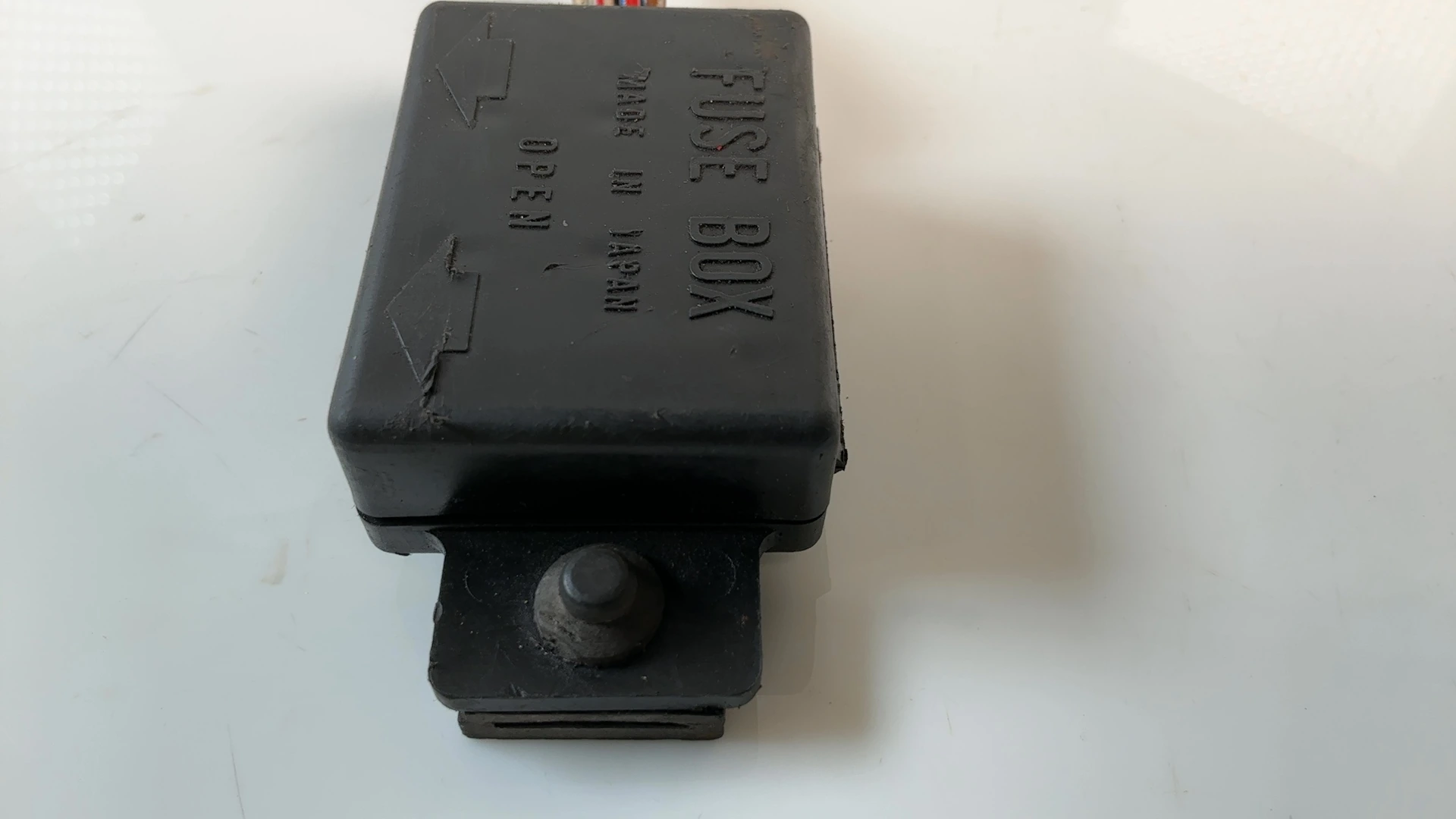 Kawasaki KZ650 B KZ650B 650 Fuse Box 1977 1978 OEM 26004-035 - Image 8