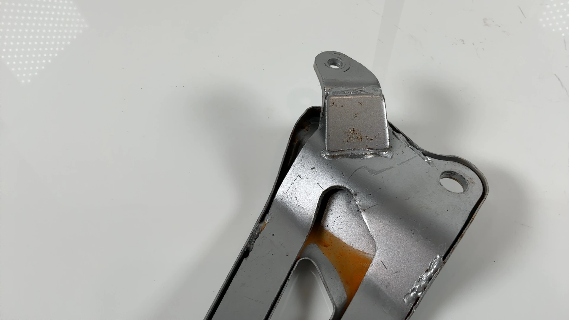 YAMAHA YBR125 3D9 125cc Right Rear Footrest Bracket 2010-2012 OEM 3D9-F7462-00 - Image 7